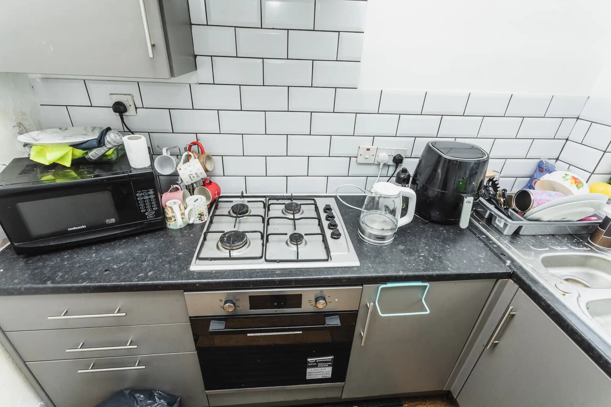 property photo 8 of 36