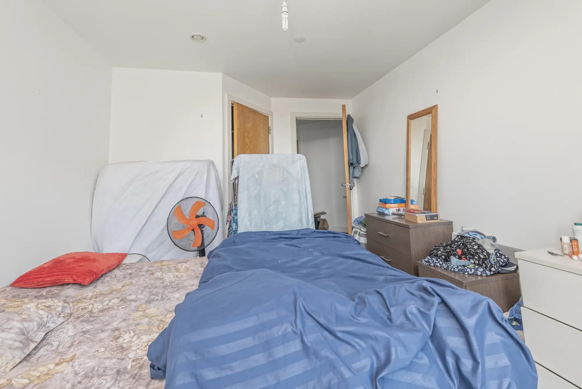 property photo 11 of 15