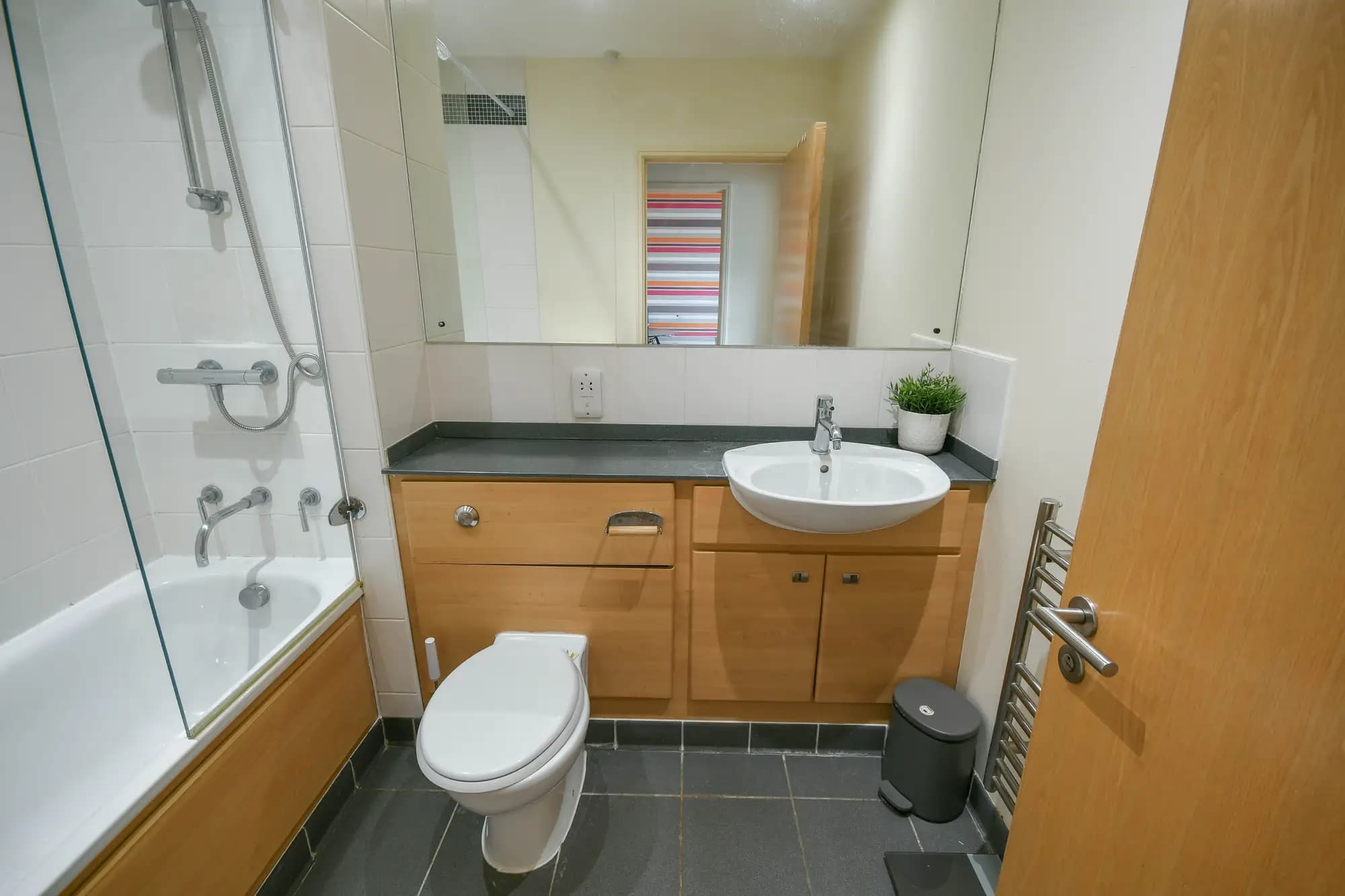 property photo 10 of 15