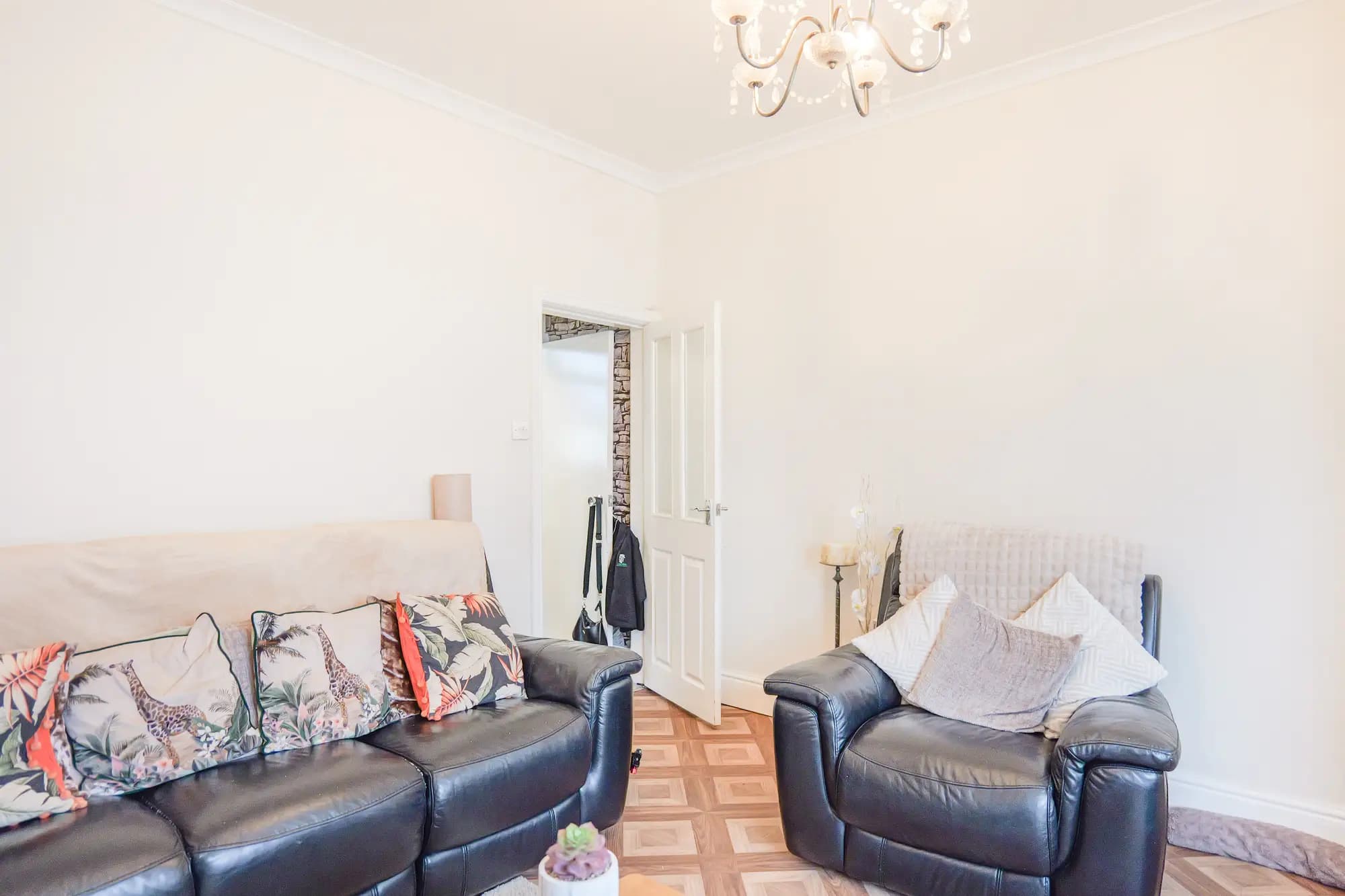 property photo 3 of 24