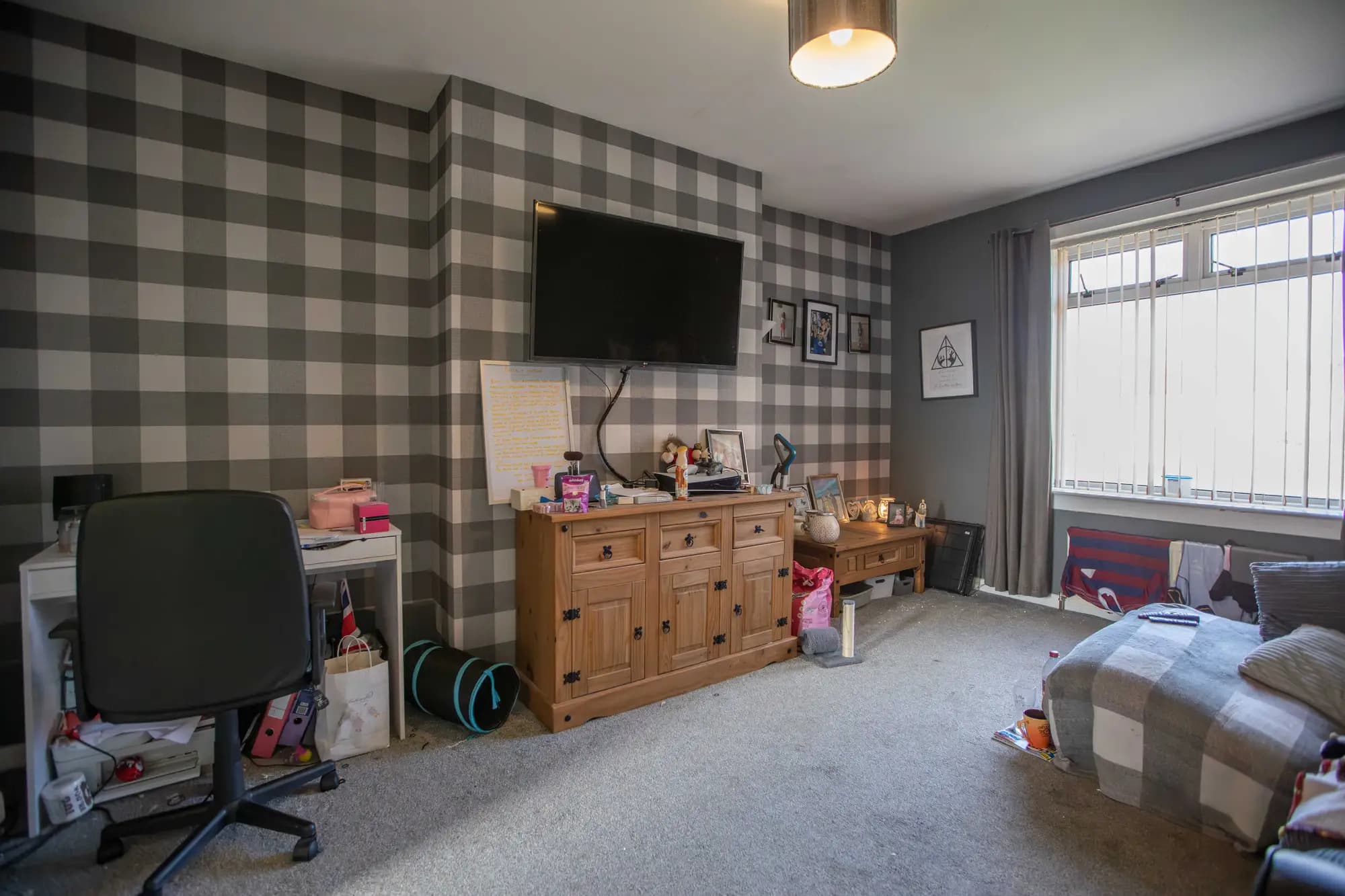 property photo 2 of 30