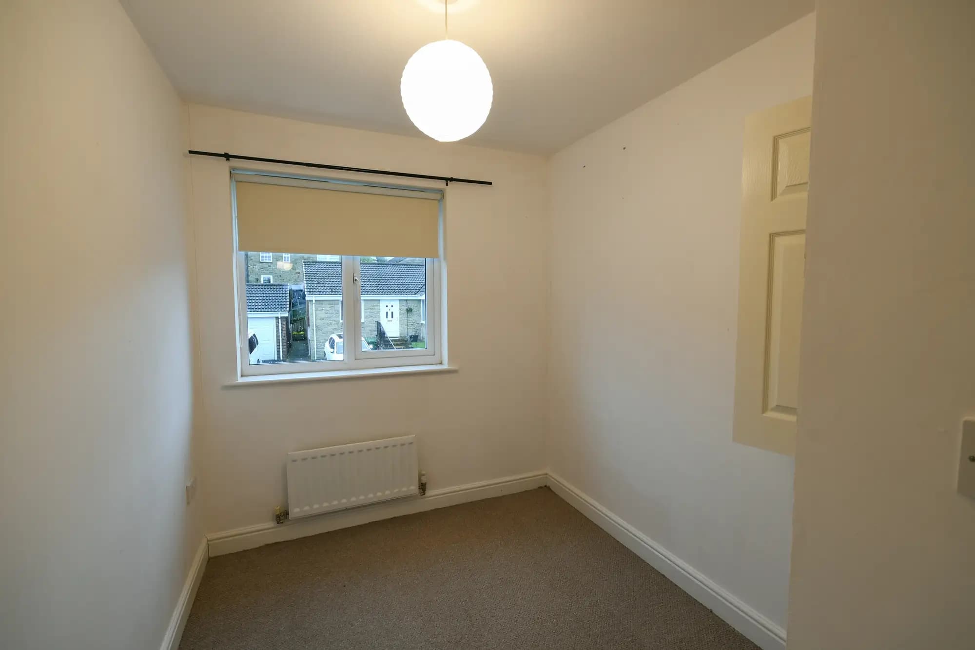 property photo 11 of 16