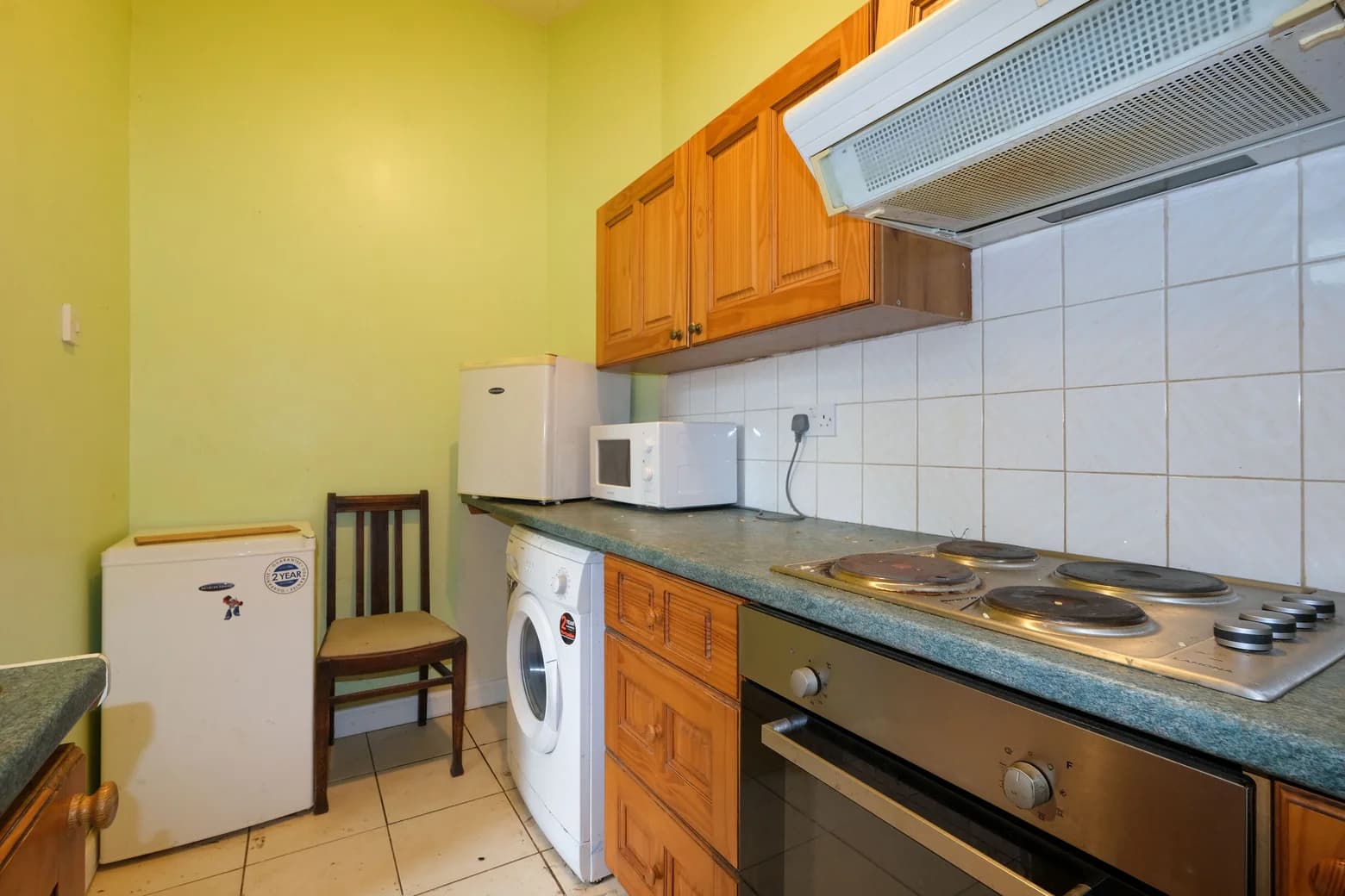 property photo 5 of 16