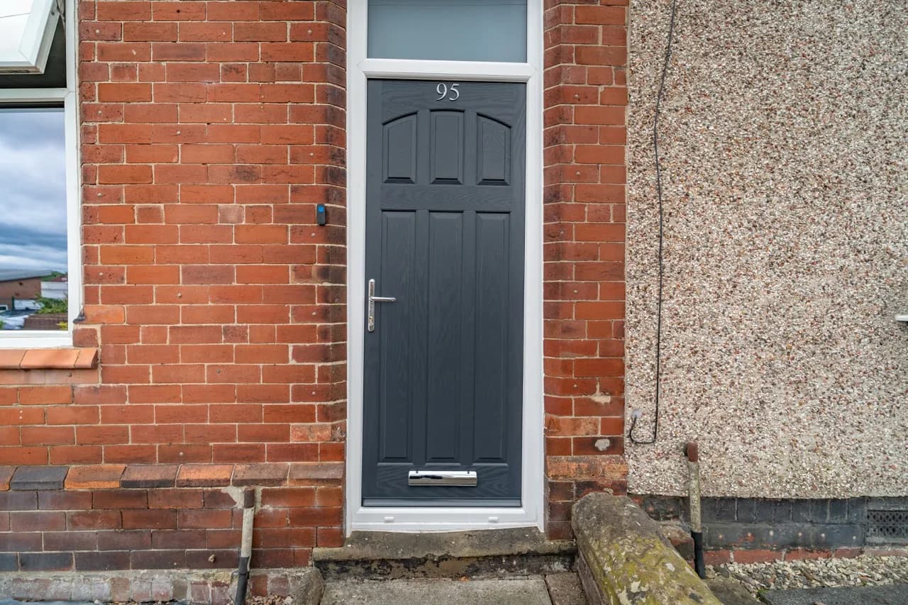 property photo 17 of 19