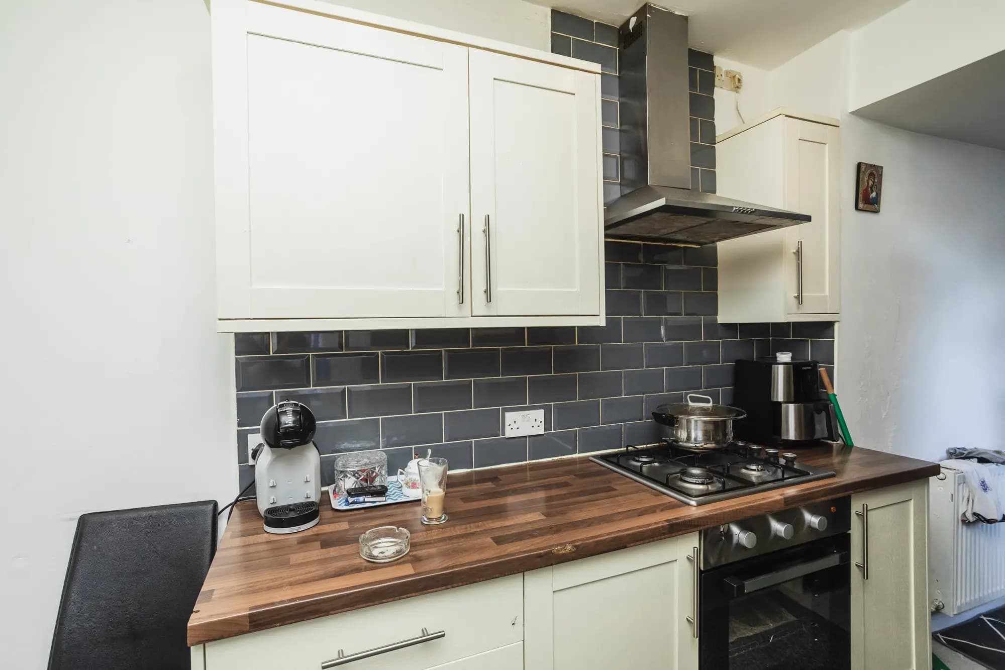 property photo 9 of 29