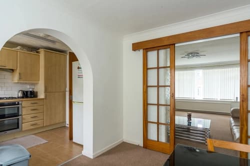 property photo 10 of 29