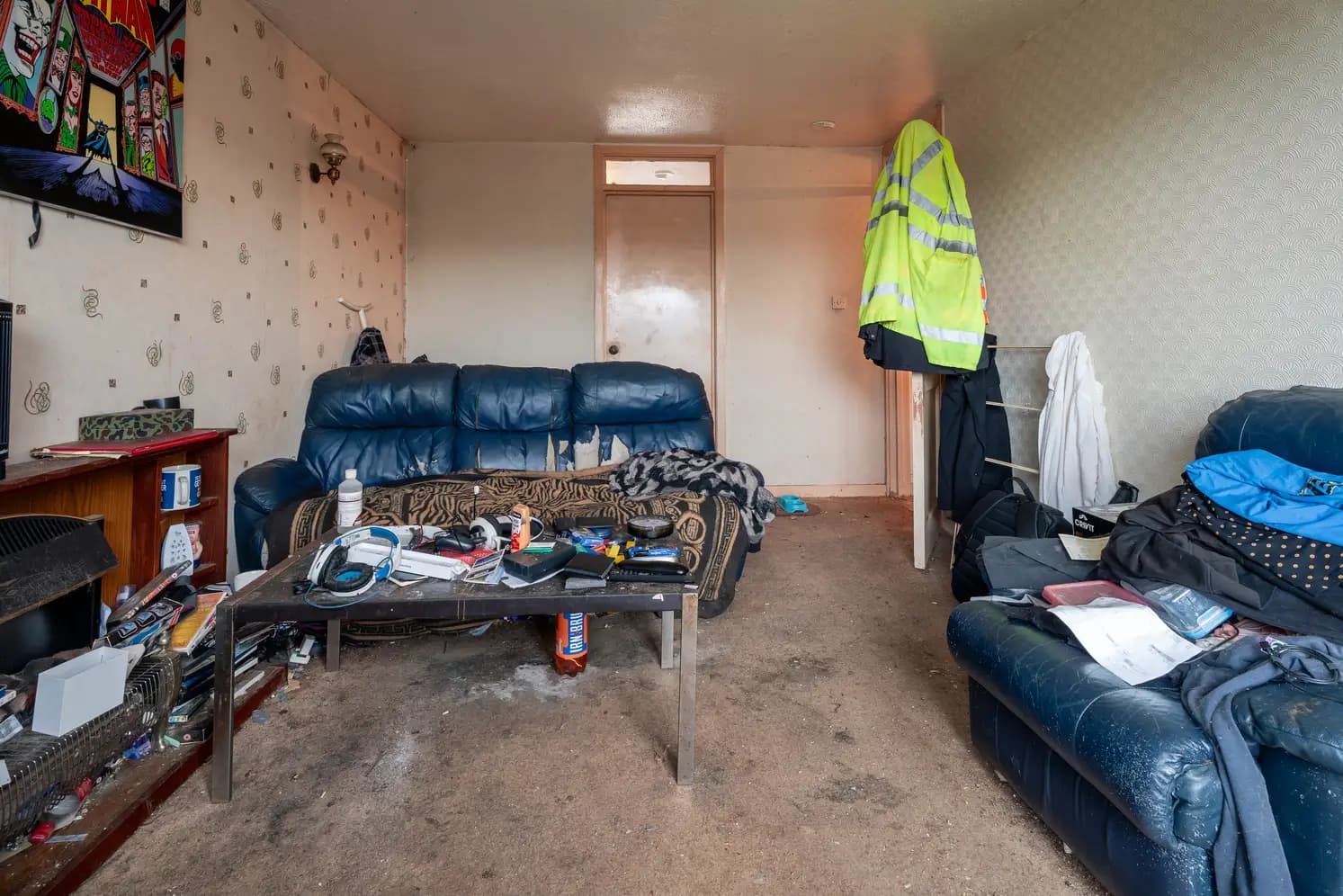 property photo 4 of 10