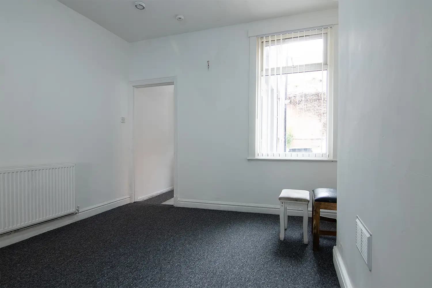property photo 7 of 30