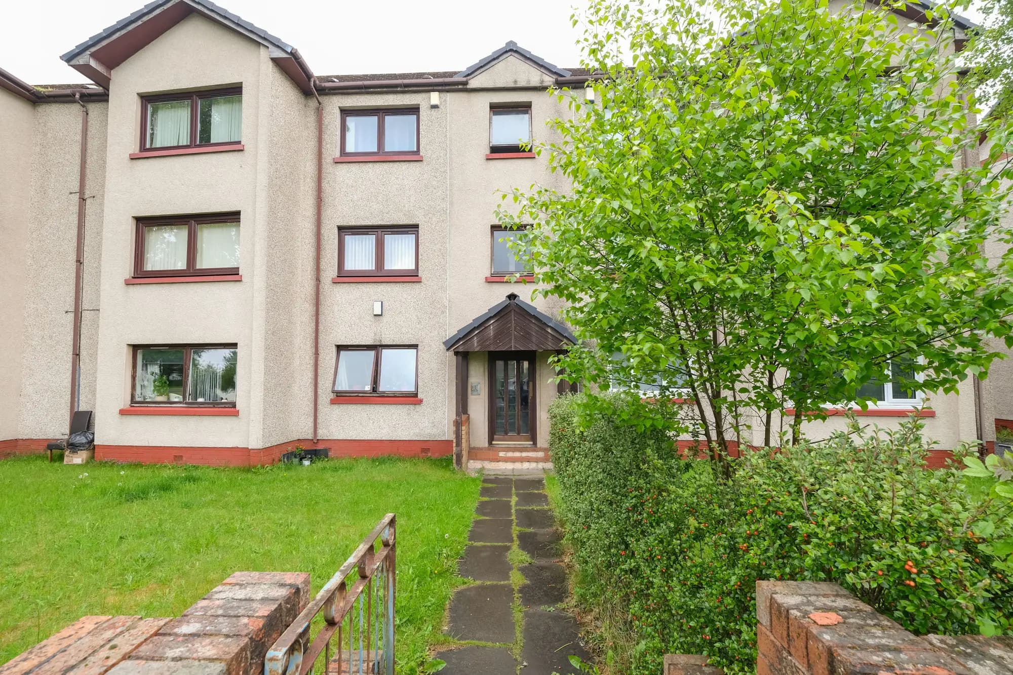 property photo 16 of 18