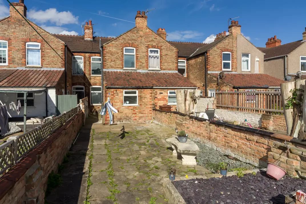 property photo 18 of 19