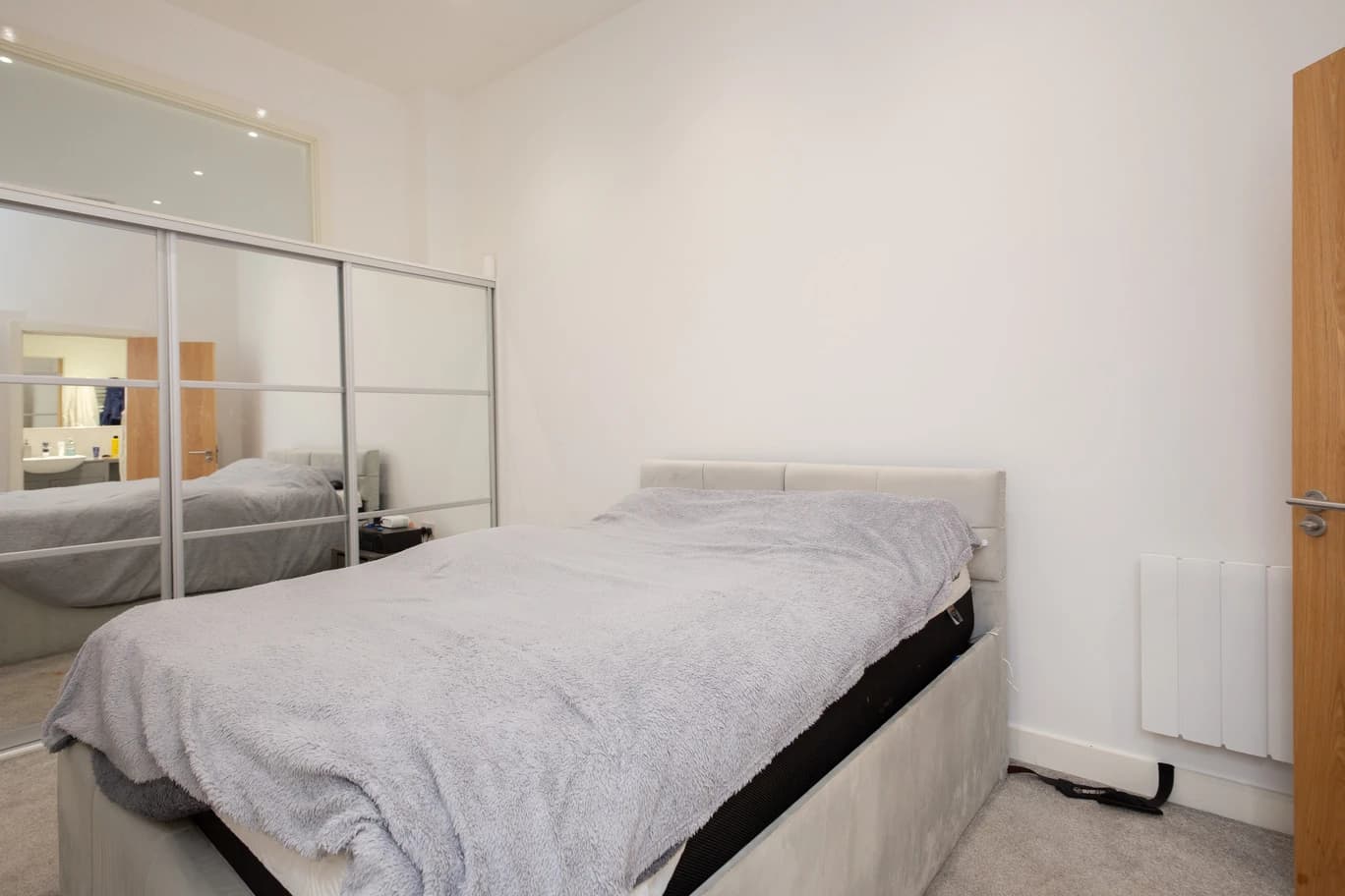 property photo 12 of 30