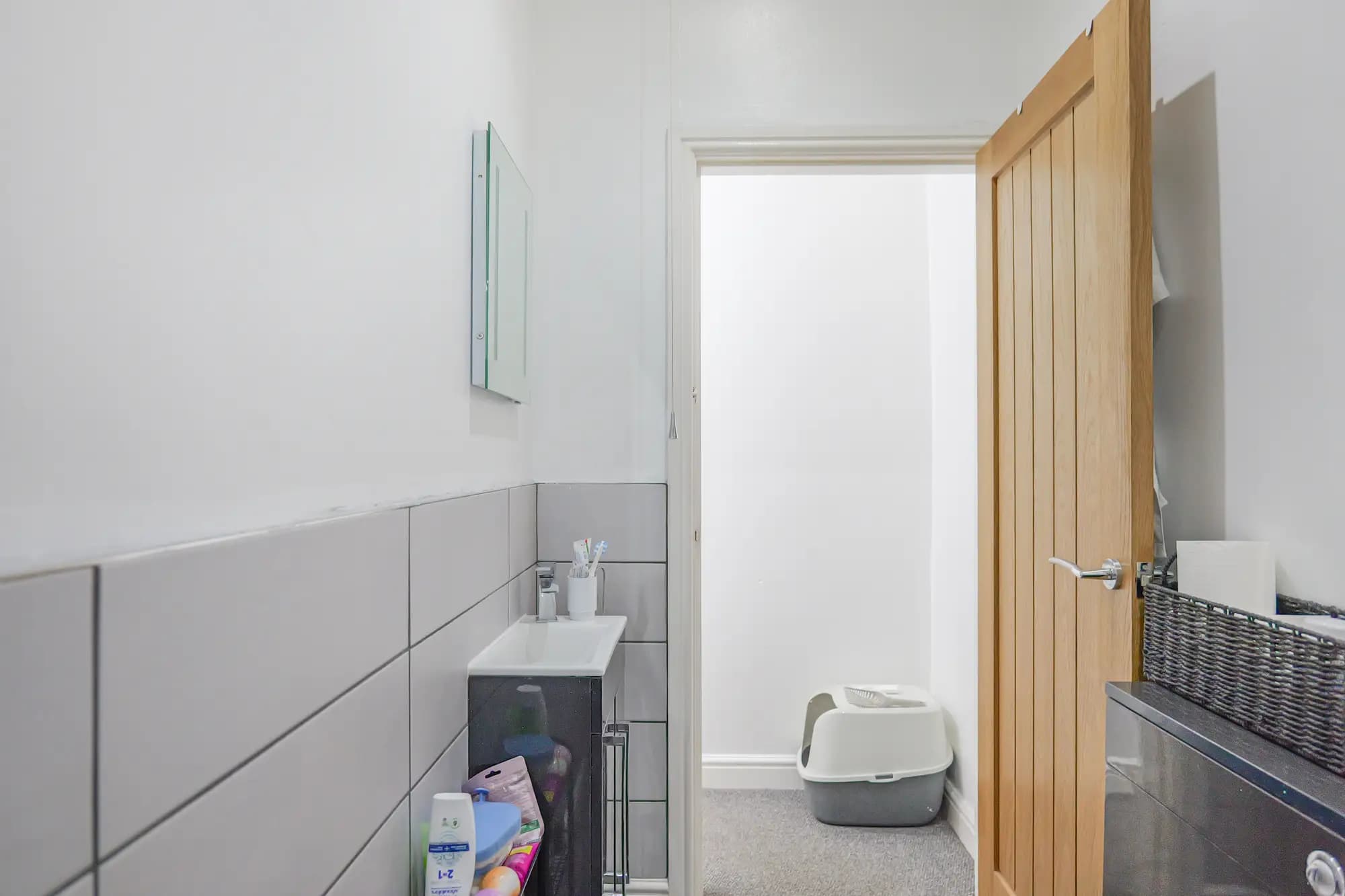 property photo 7 of 20