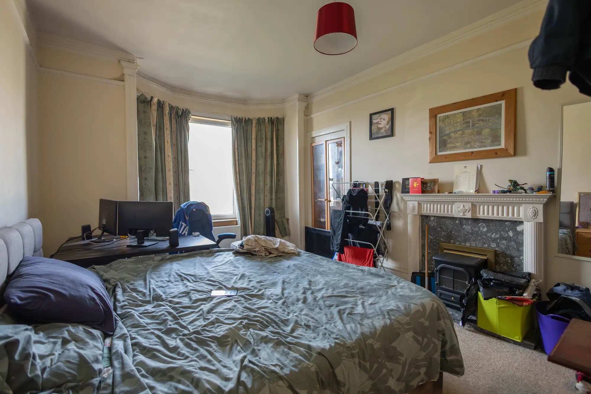 property photo 7 of 11