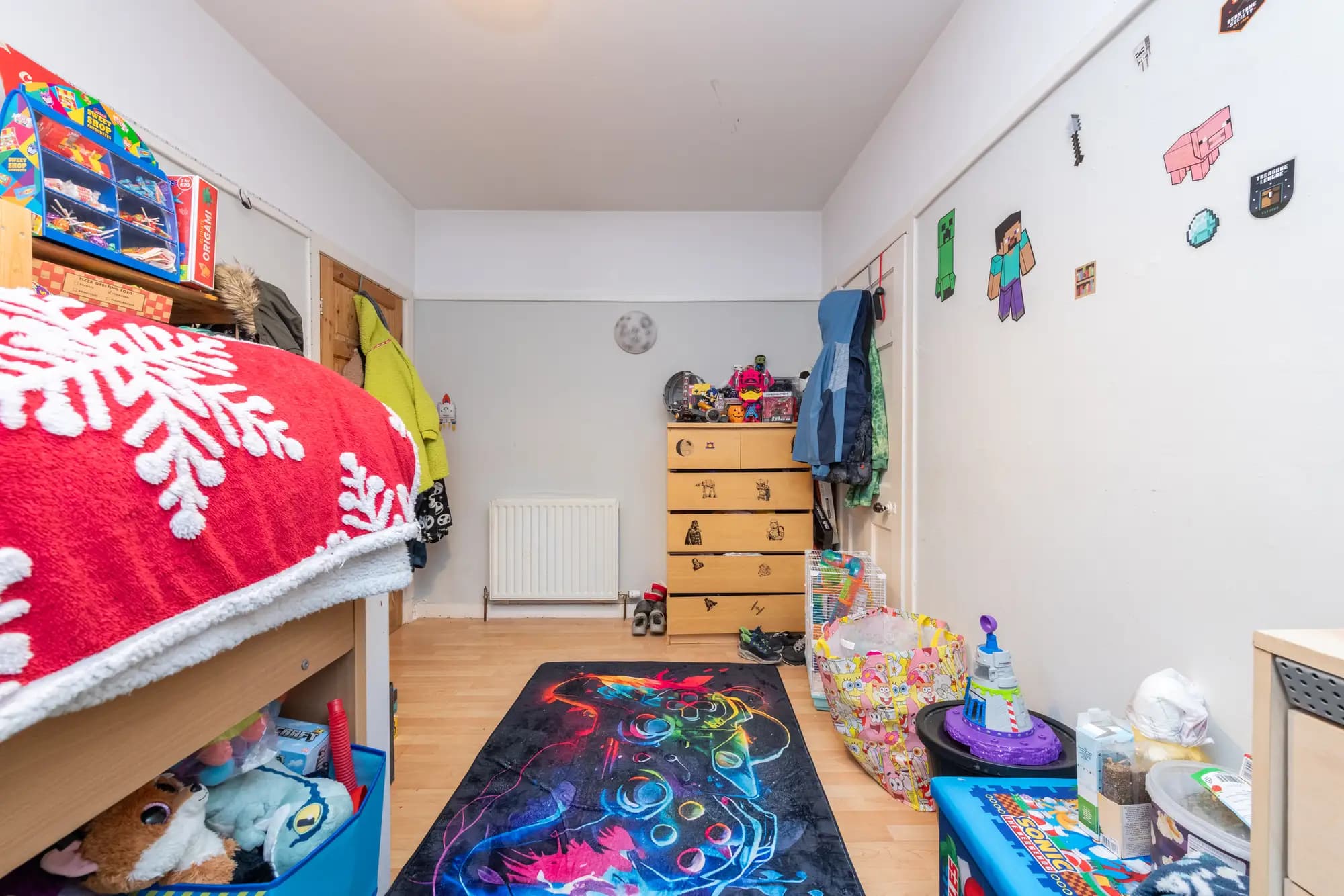 property photo 17 of 28