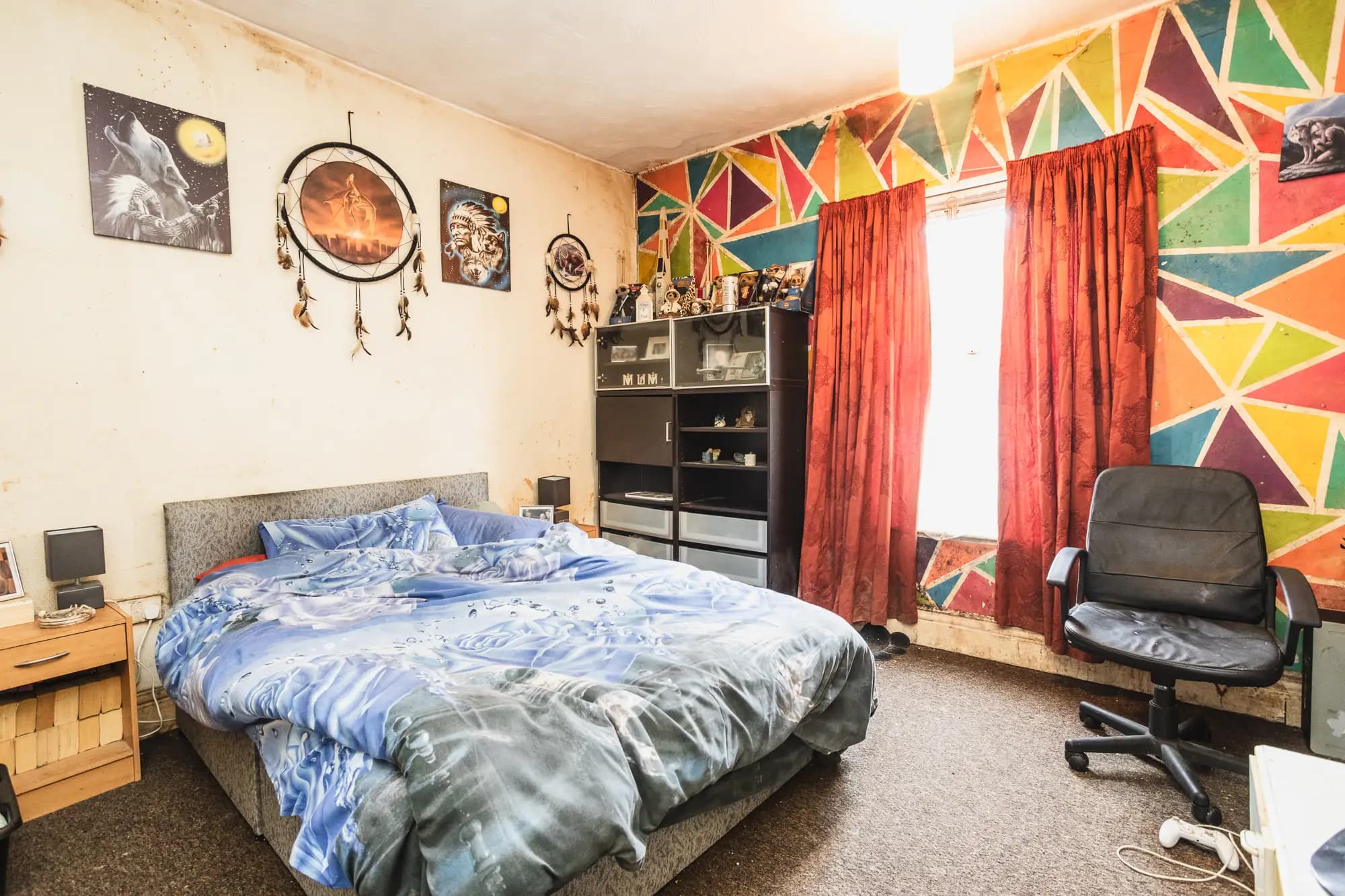 property photo 8 of 20