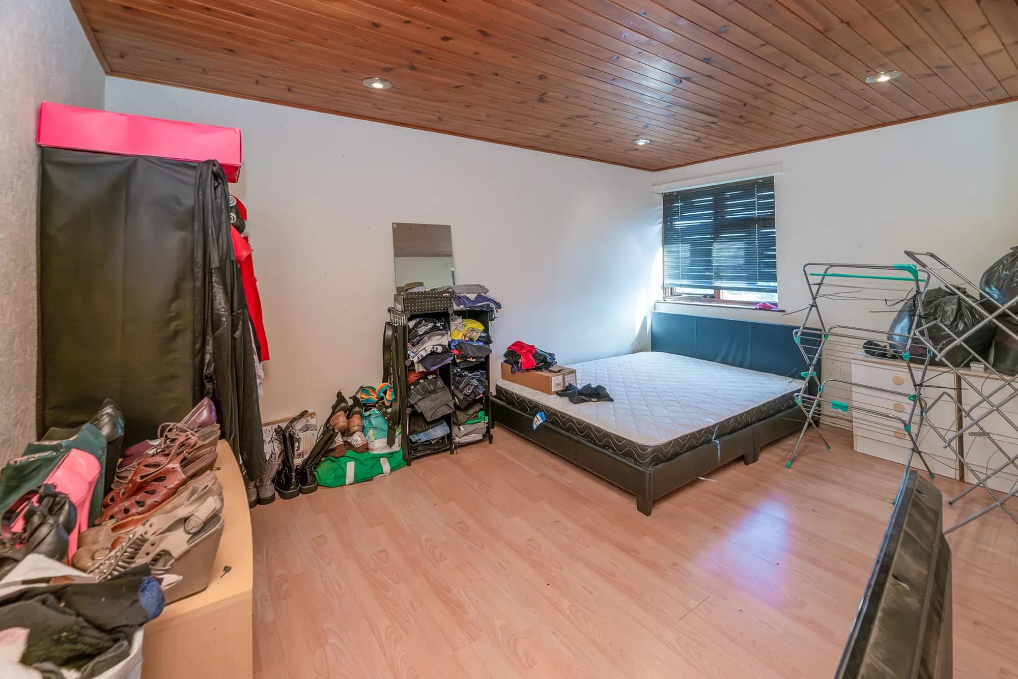 property photo 18 of 22
