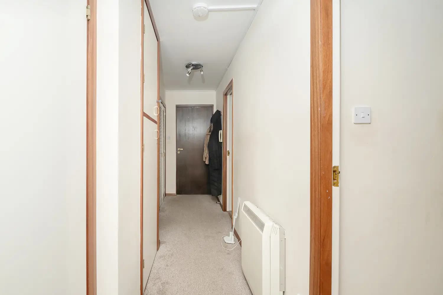 property photo 13 of 16