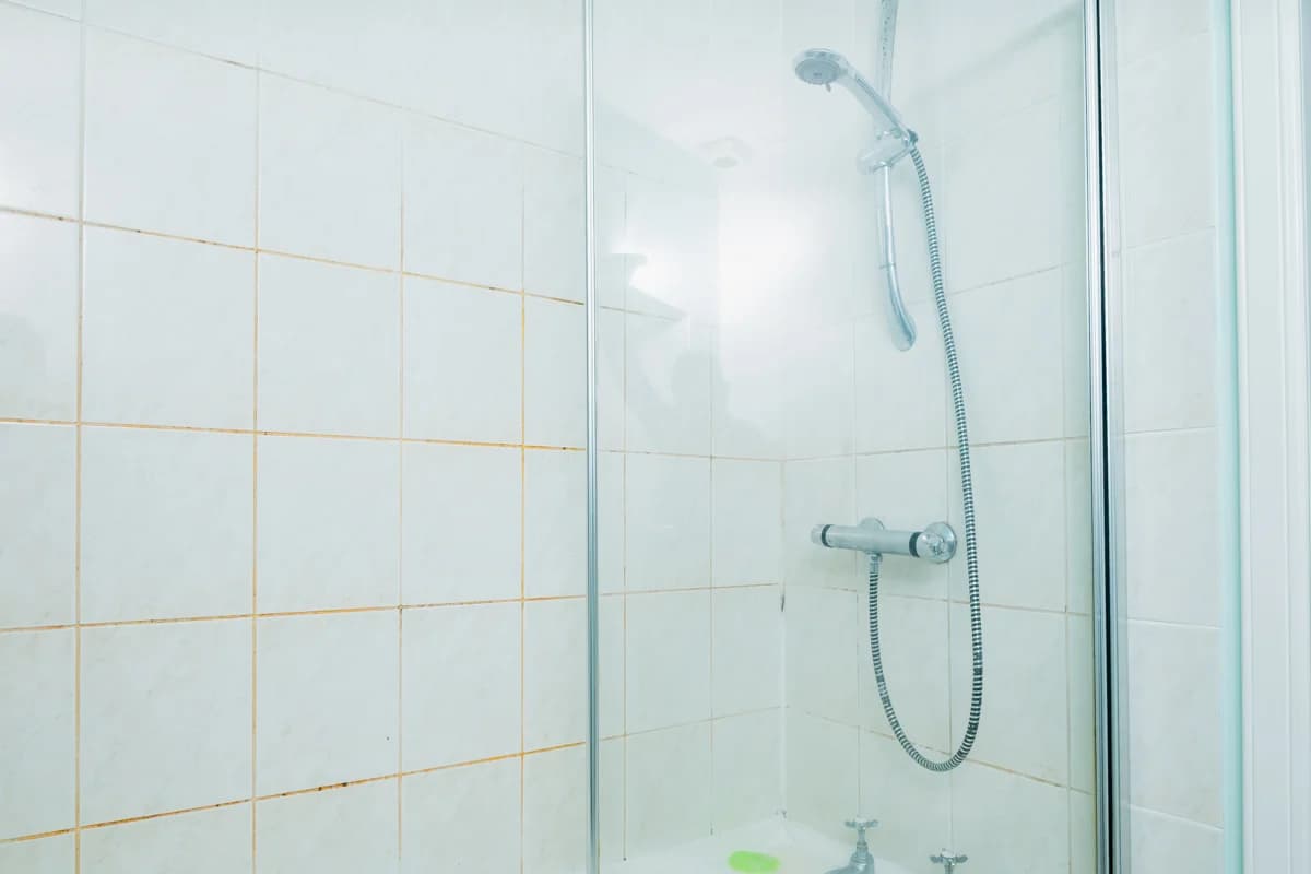 property photo 7 of 13