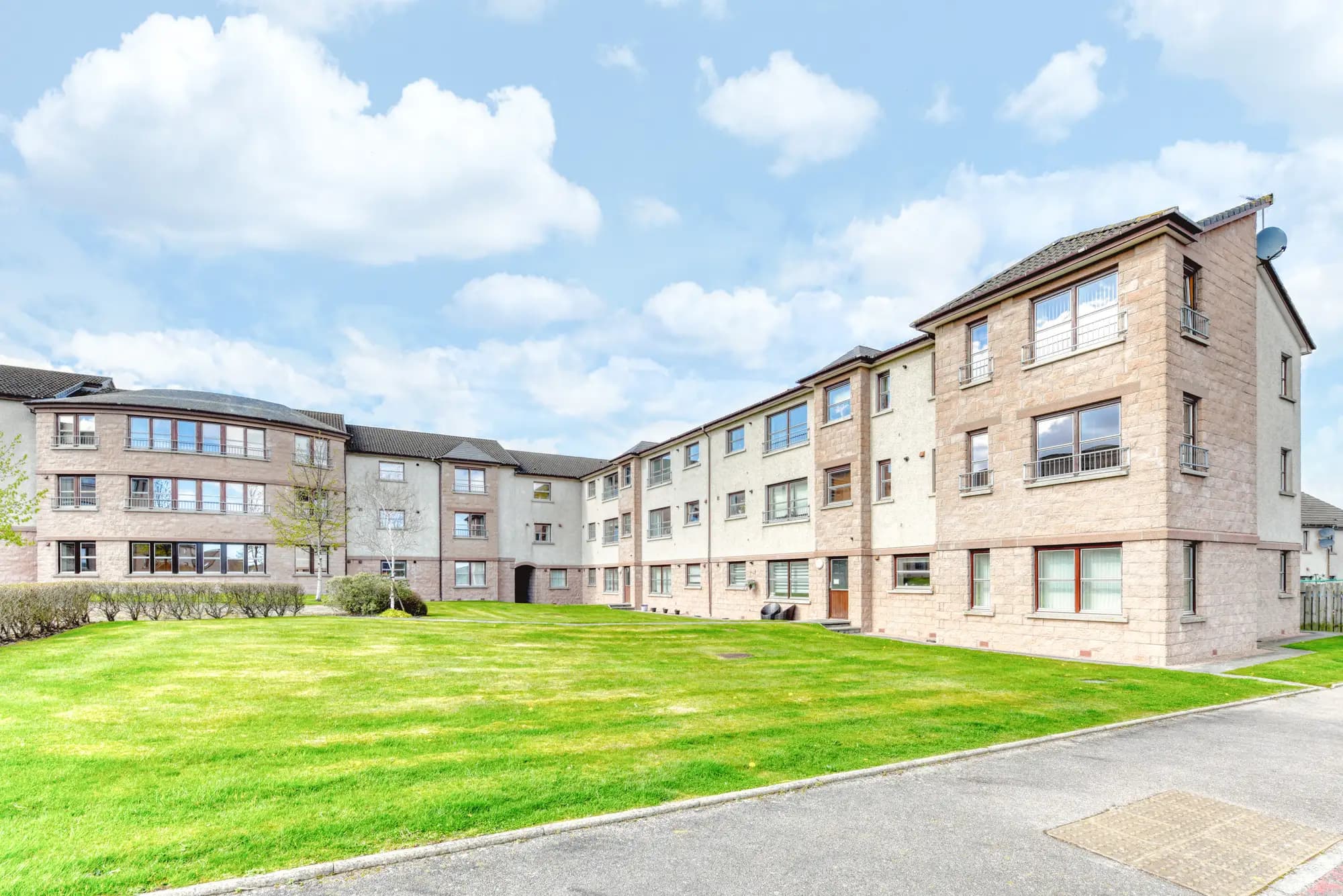 property photo 24 of 28