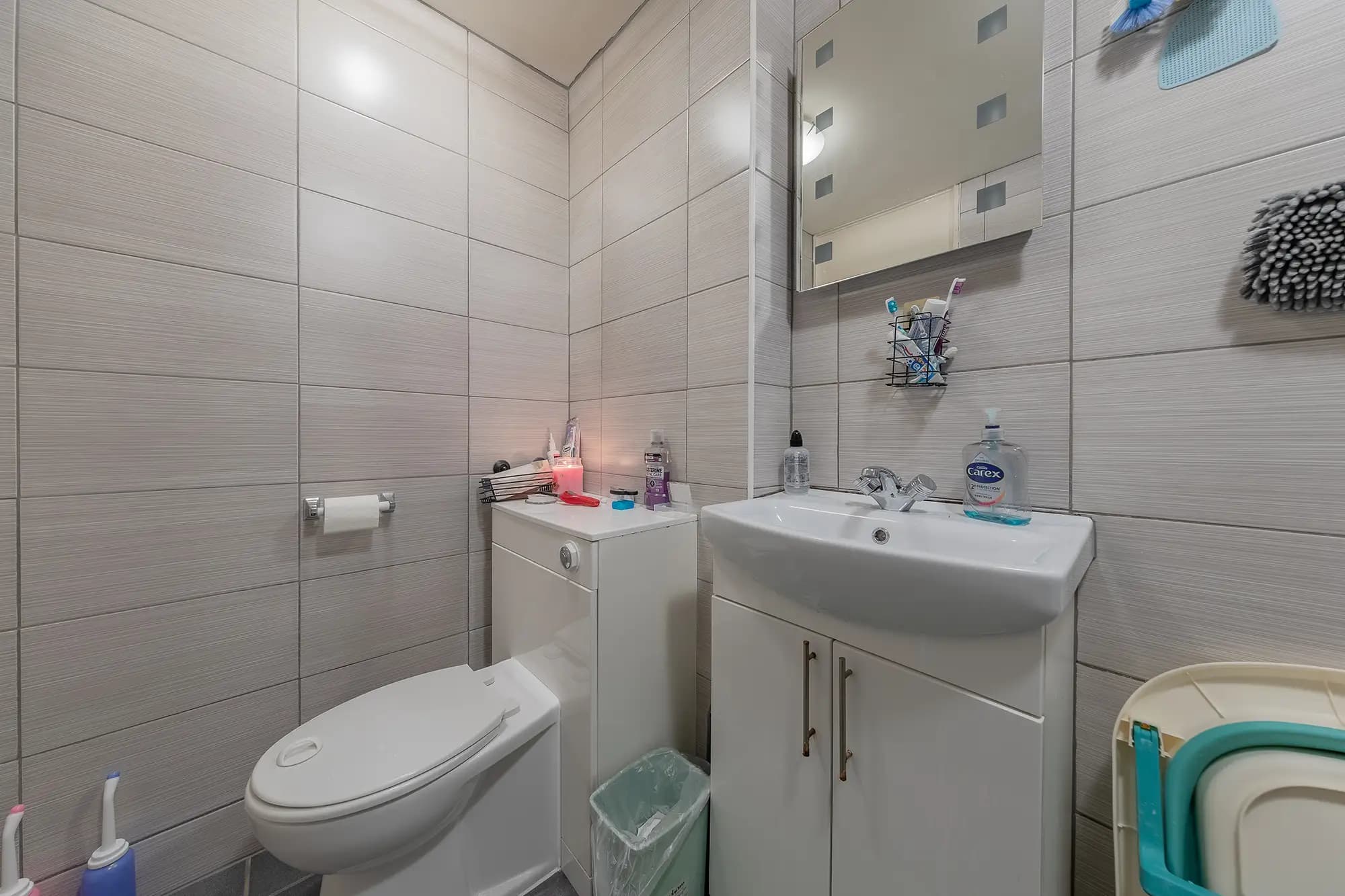 property photo 8 of 16