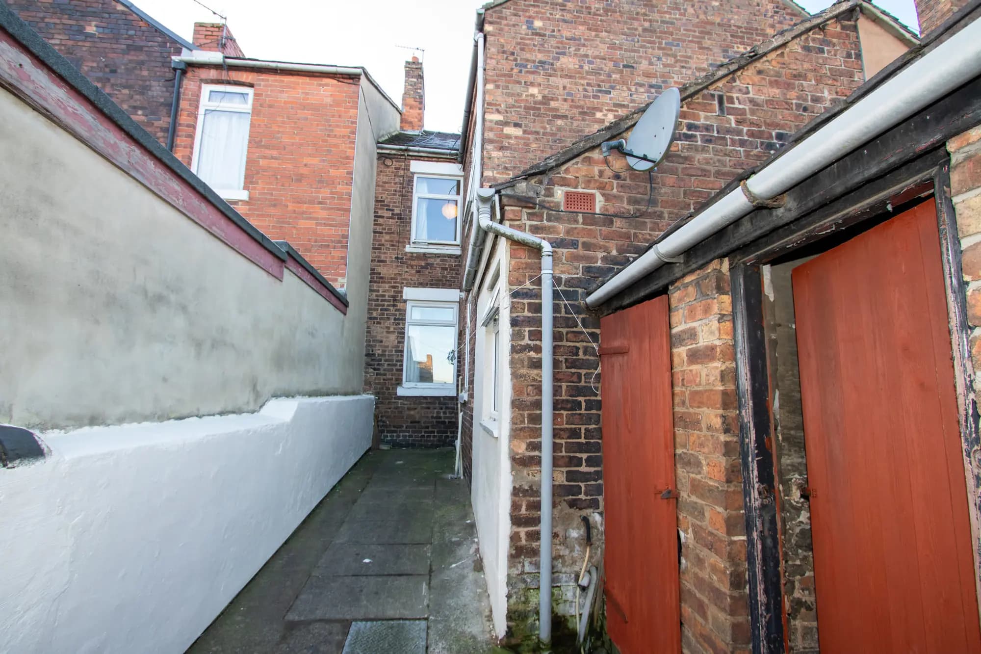 property photo 17 of 19