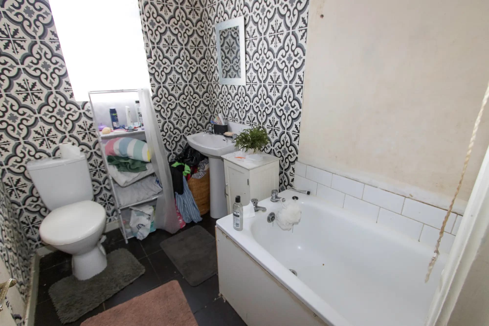 property photo 6 of 14