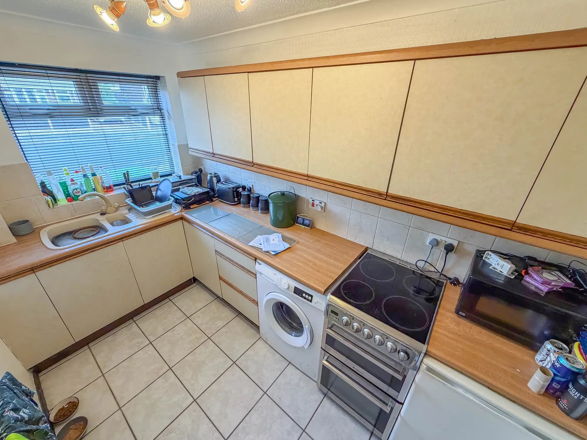 property photo 6 of 18