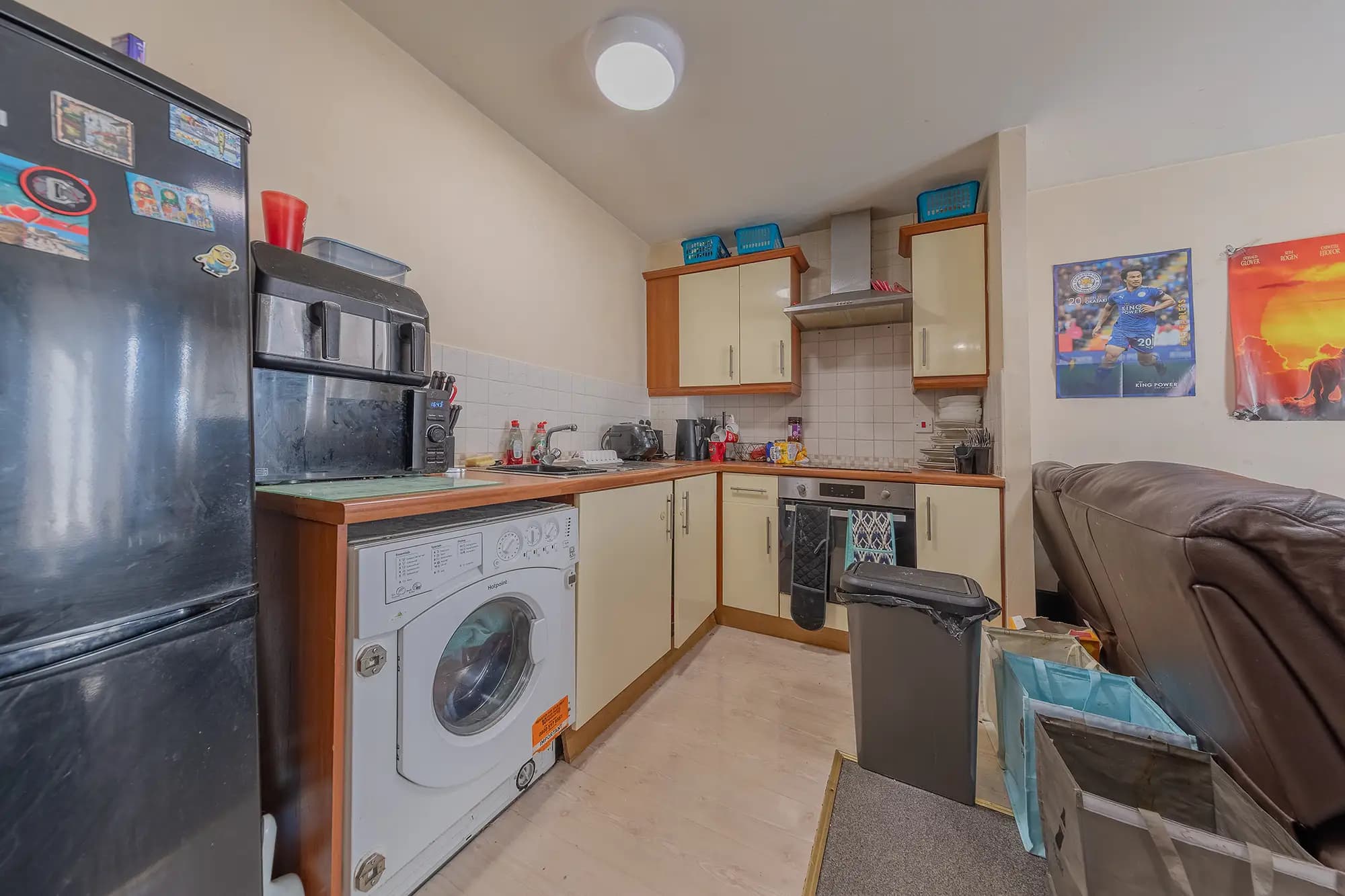 property photo 4 of 17