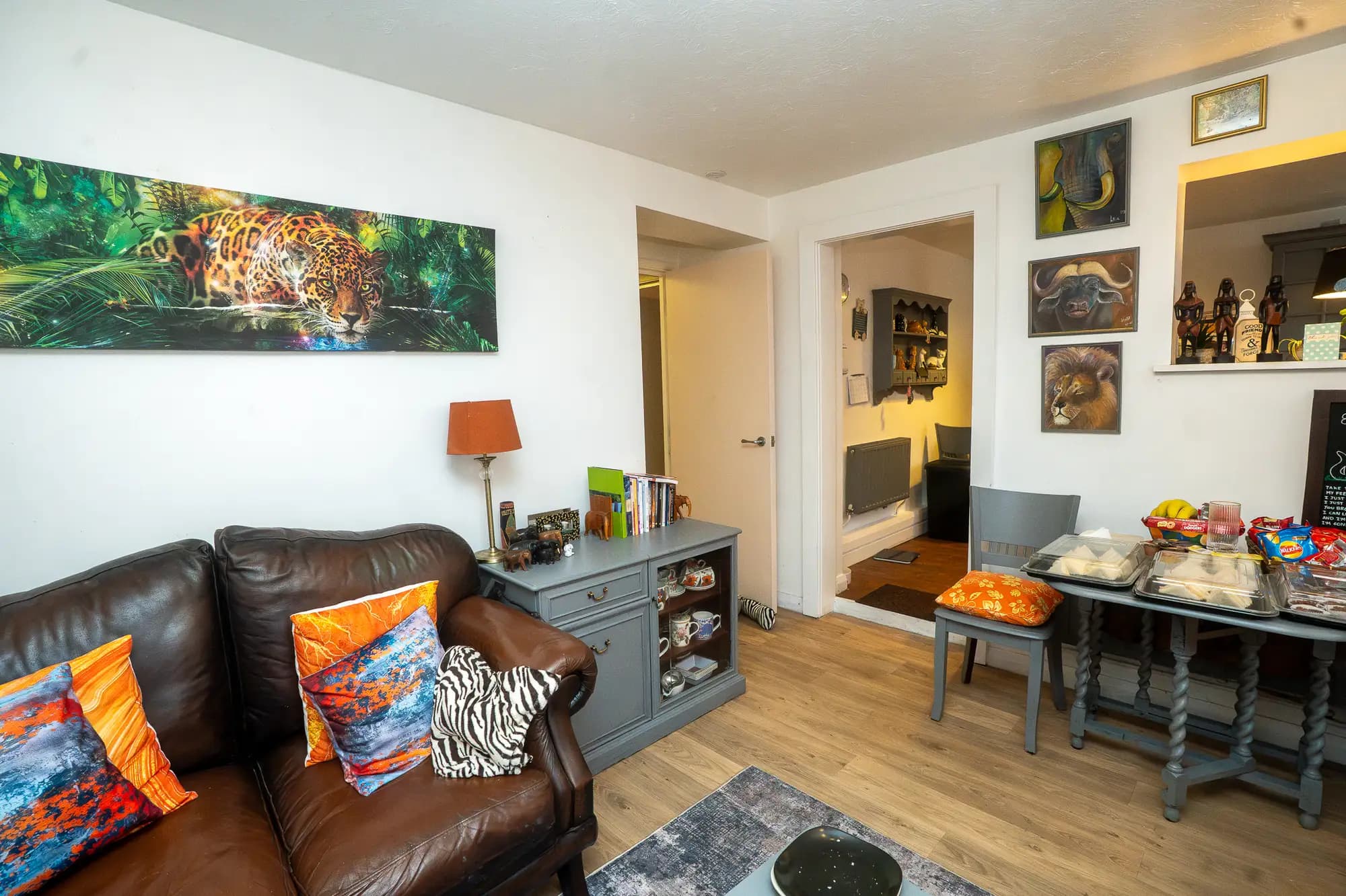 property photo 5 of 28