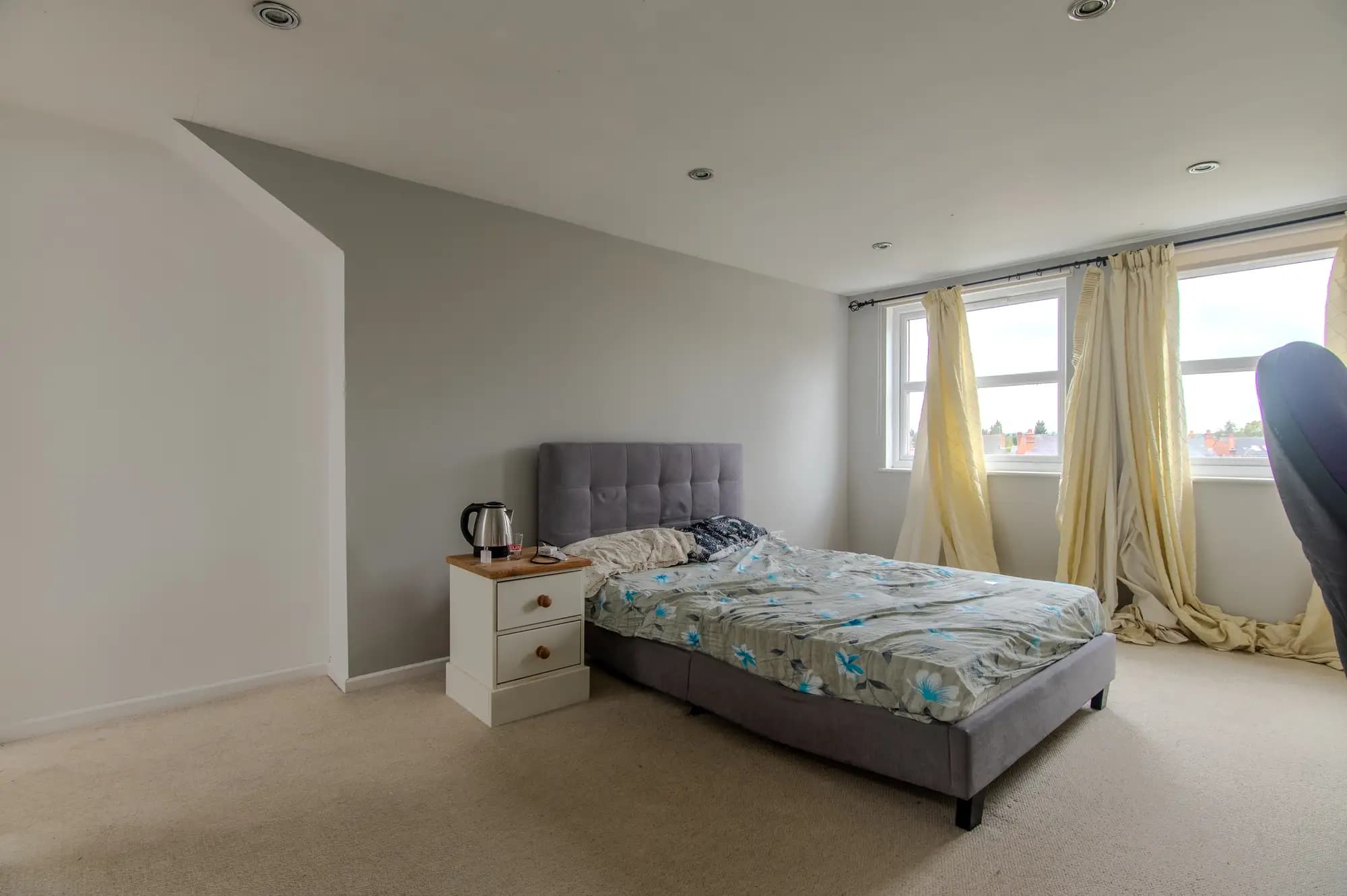 property photo 16 of 24