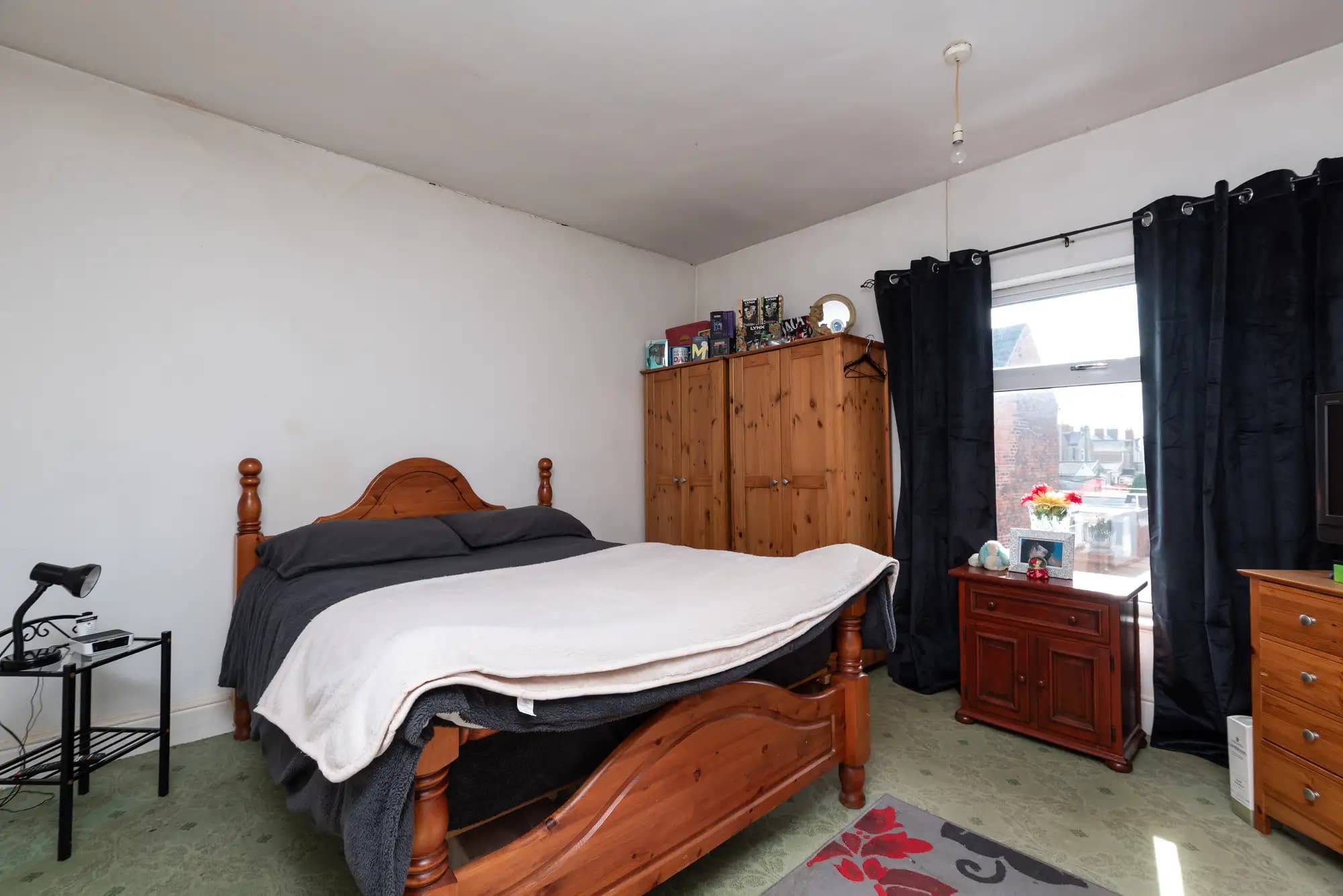 property photo 15 of 25