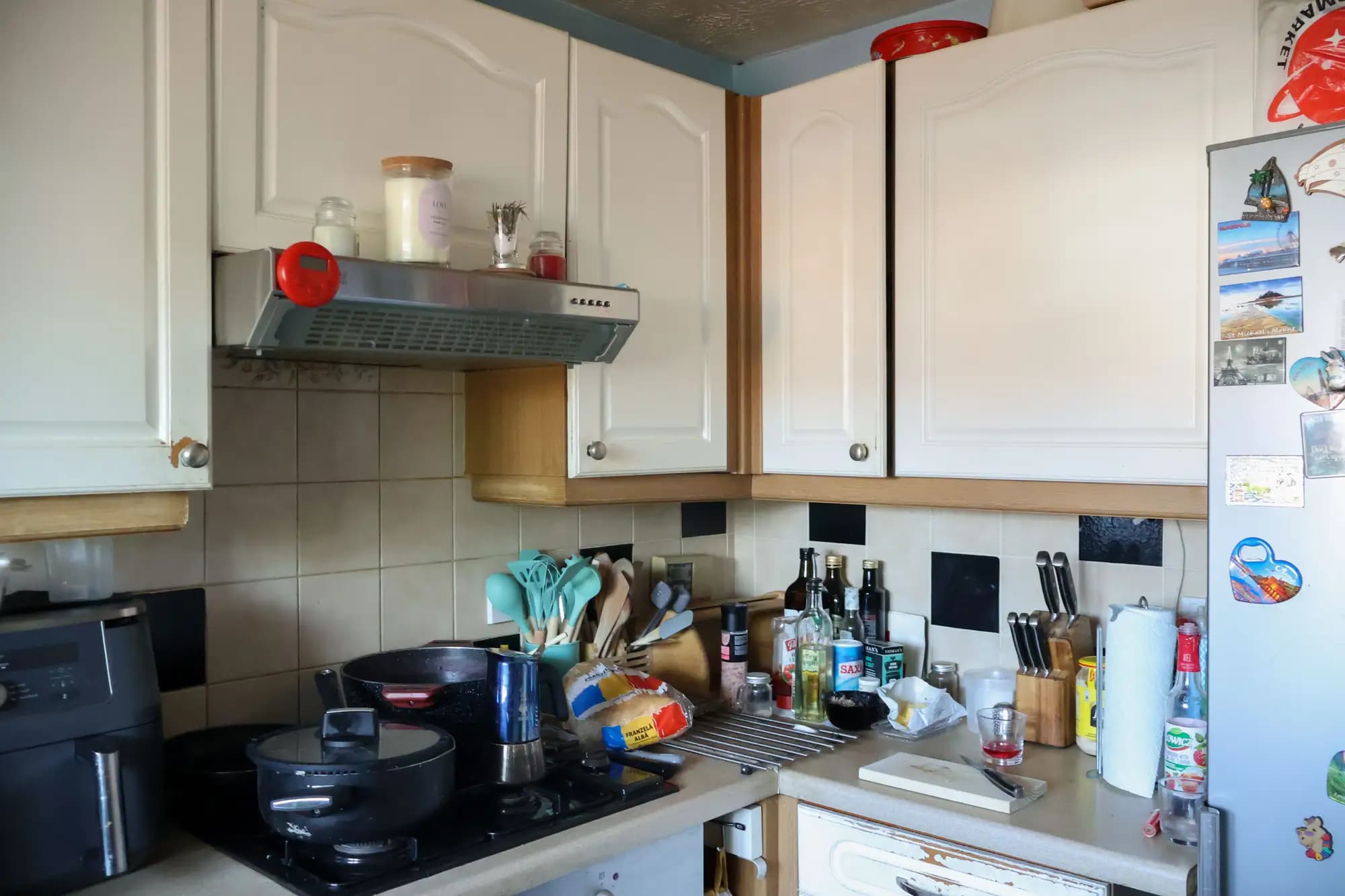 property photo 8 of 18