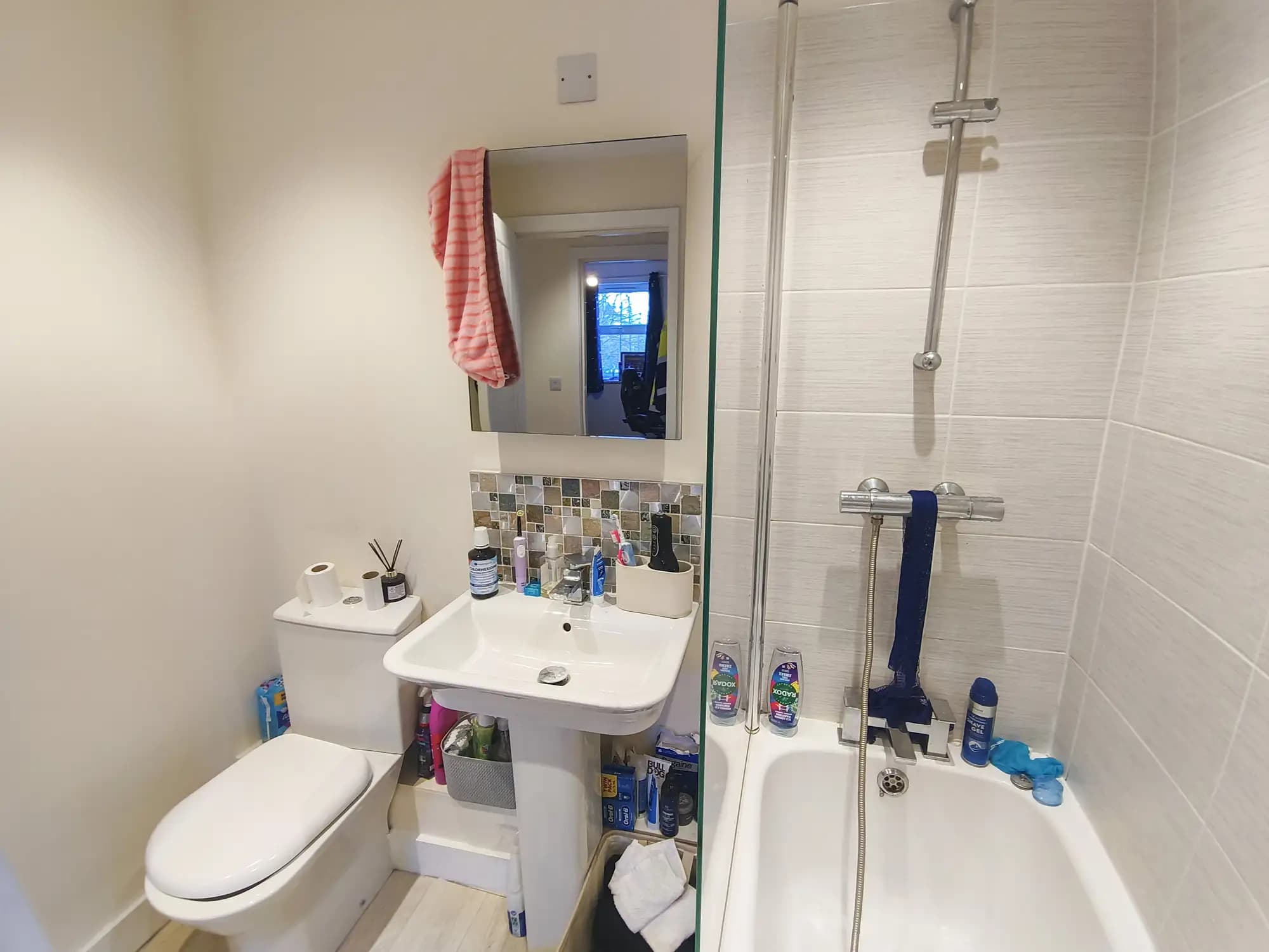 property photo 6 of 15