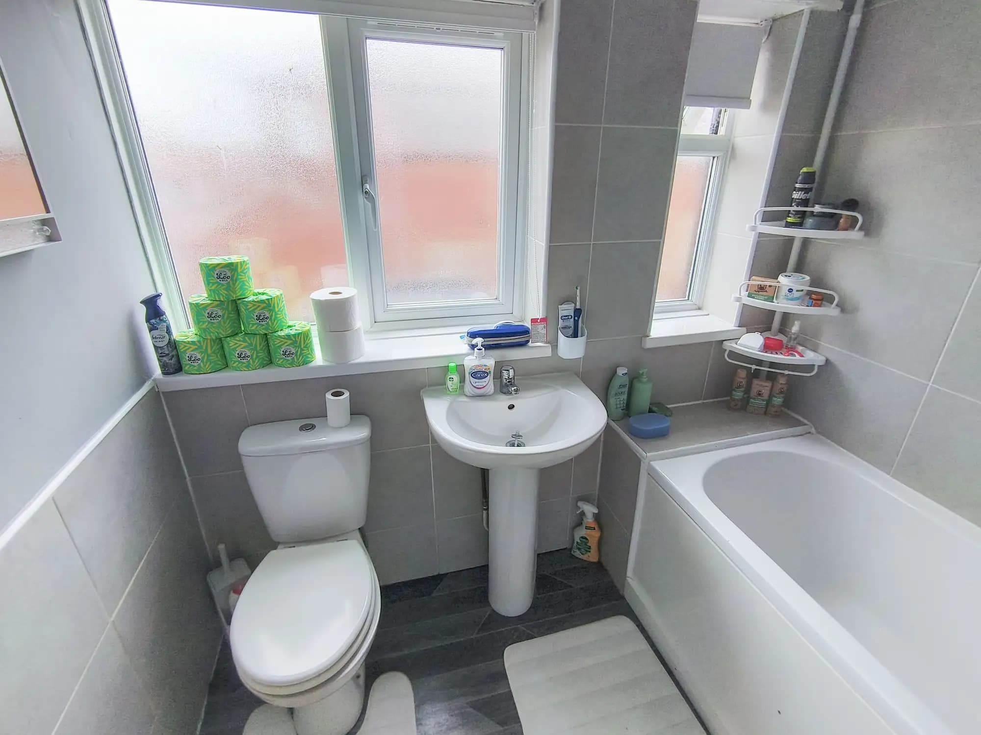 property photo 8 of 14