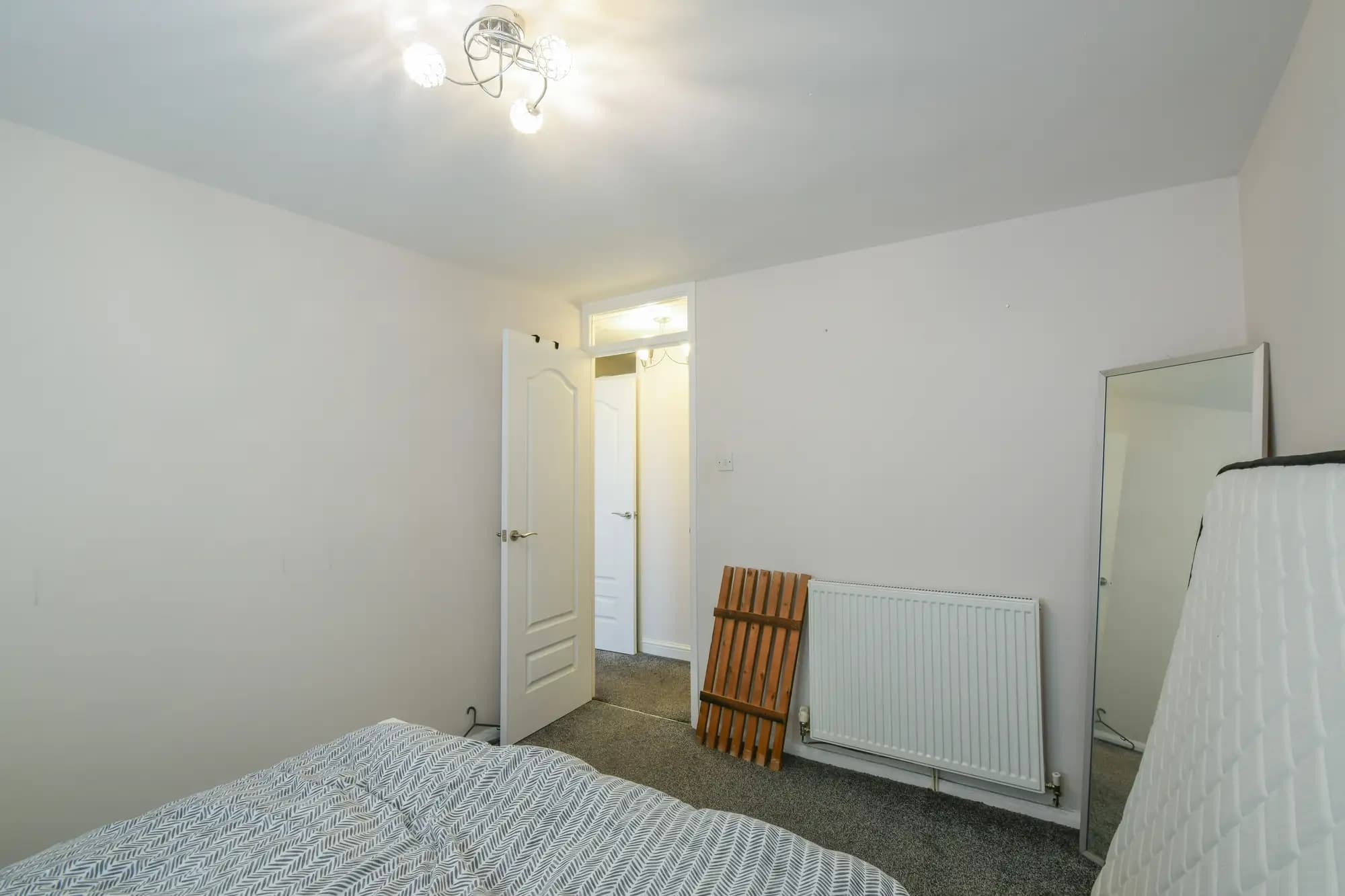 property photo 10 of 17