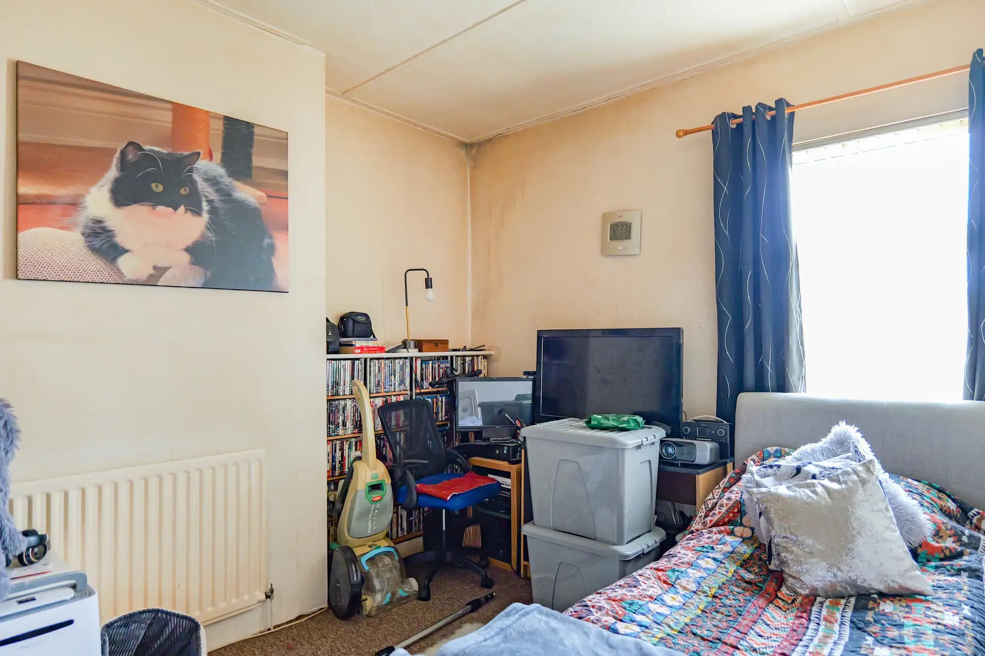 property photo 11 of 18