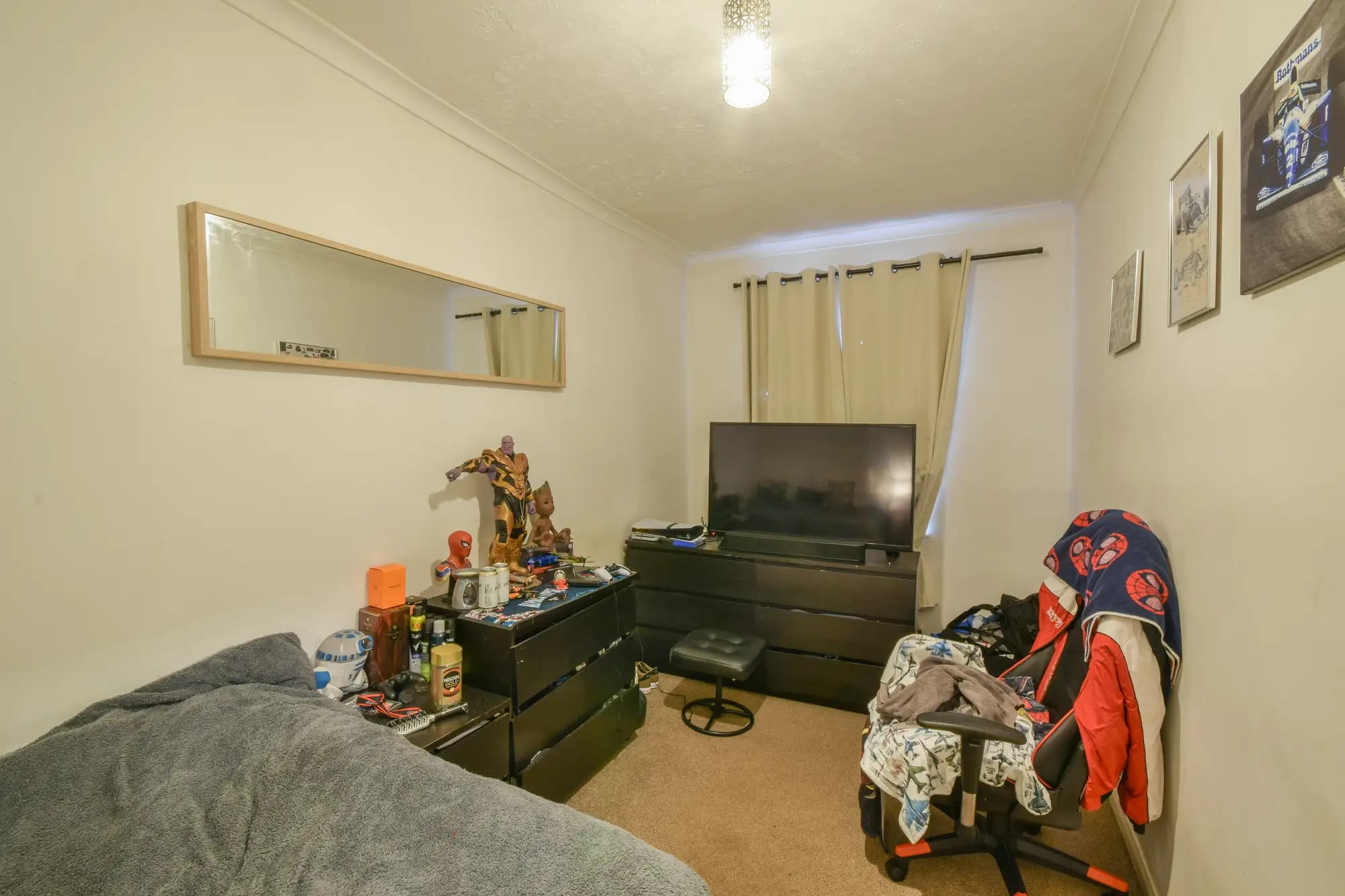 property photo 13 of 18