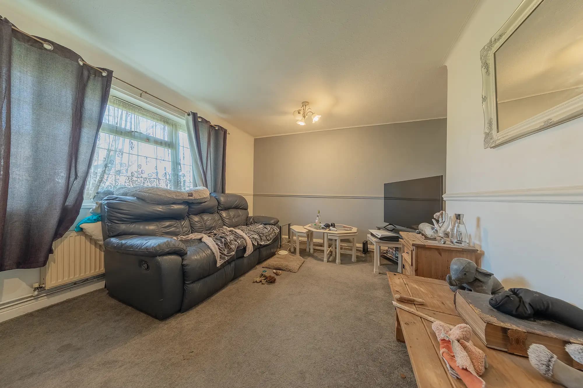 property photo 3 of 24