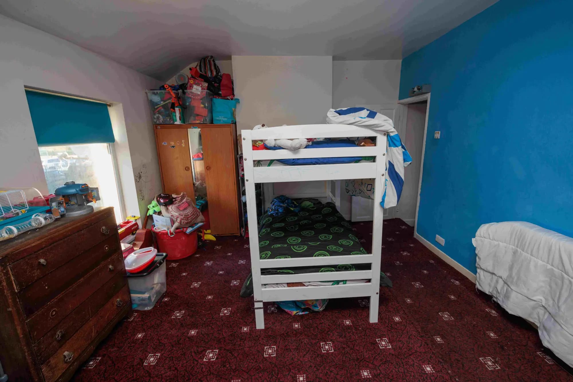 property photo 16 of 30