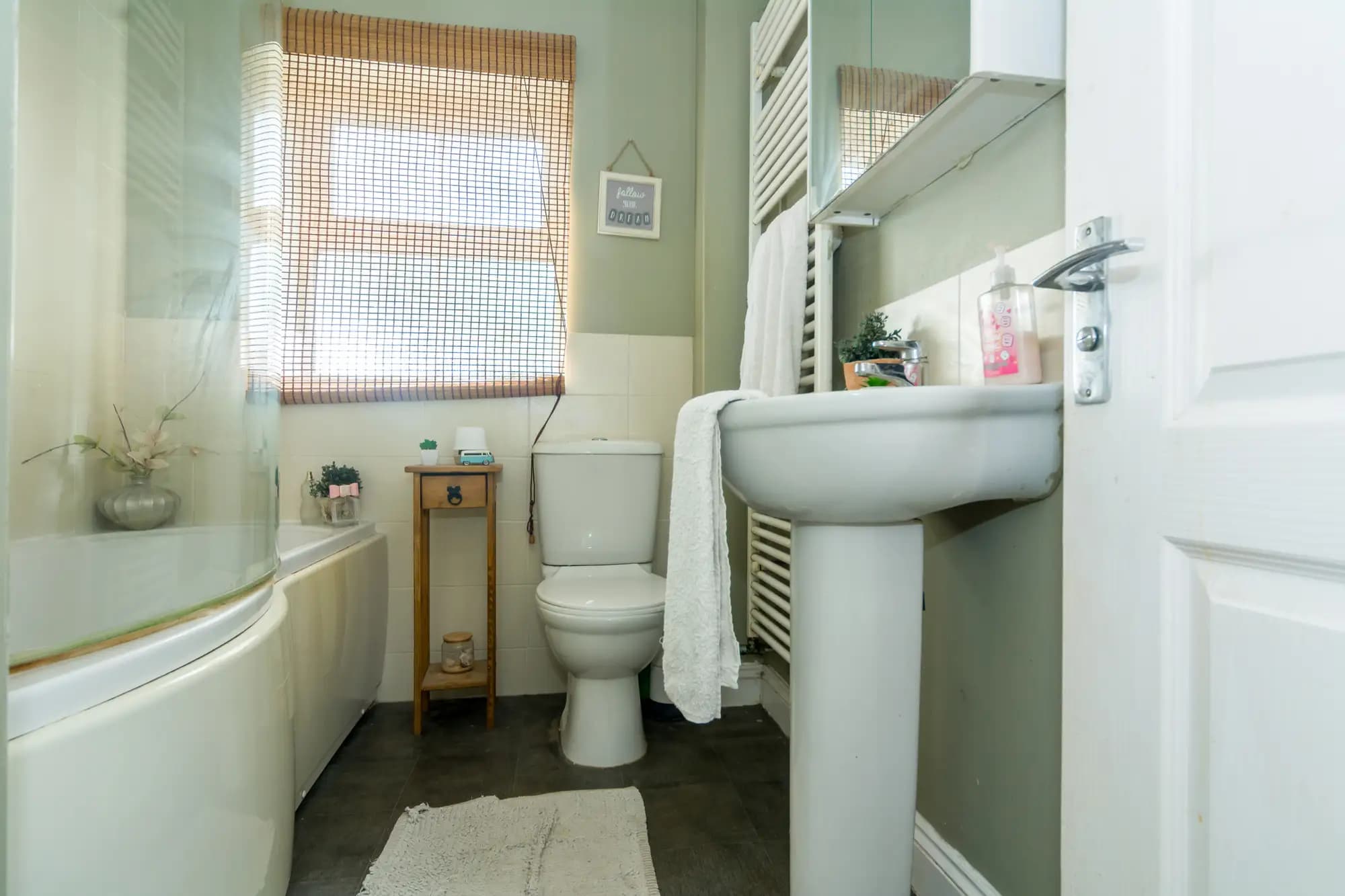 property photo 13 of 36