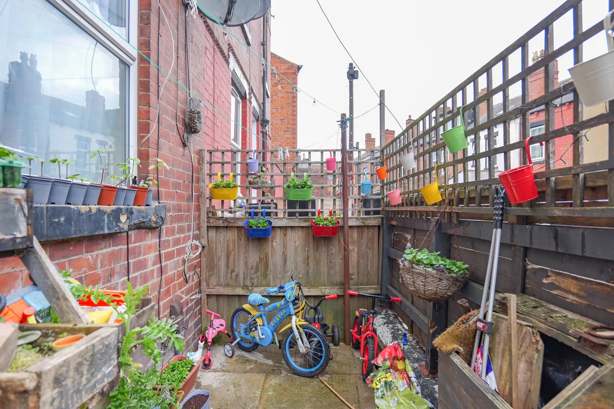 property photo 21 of 23