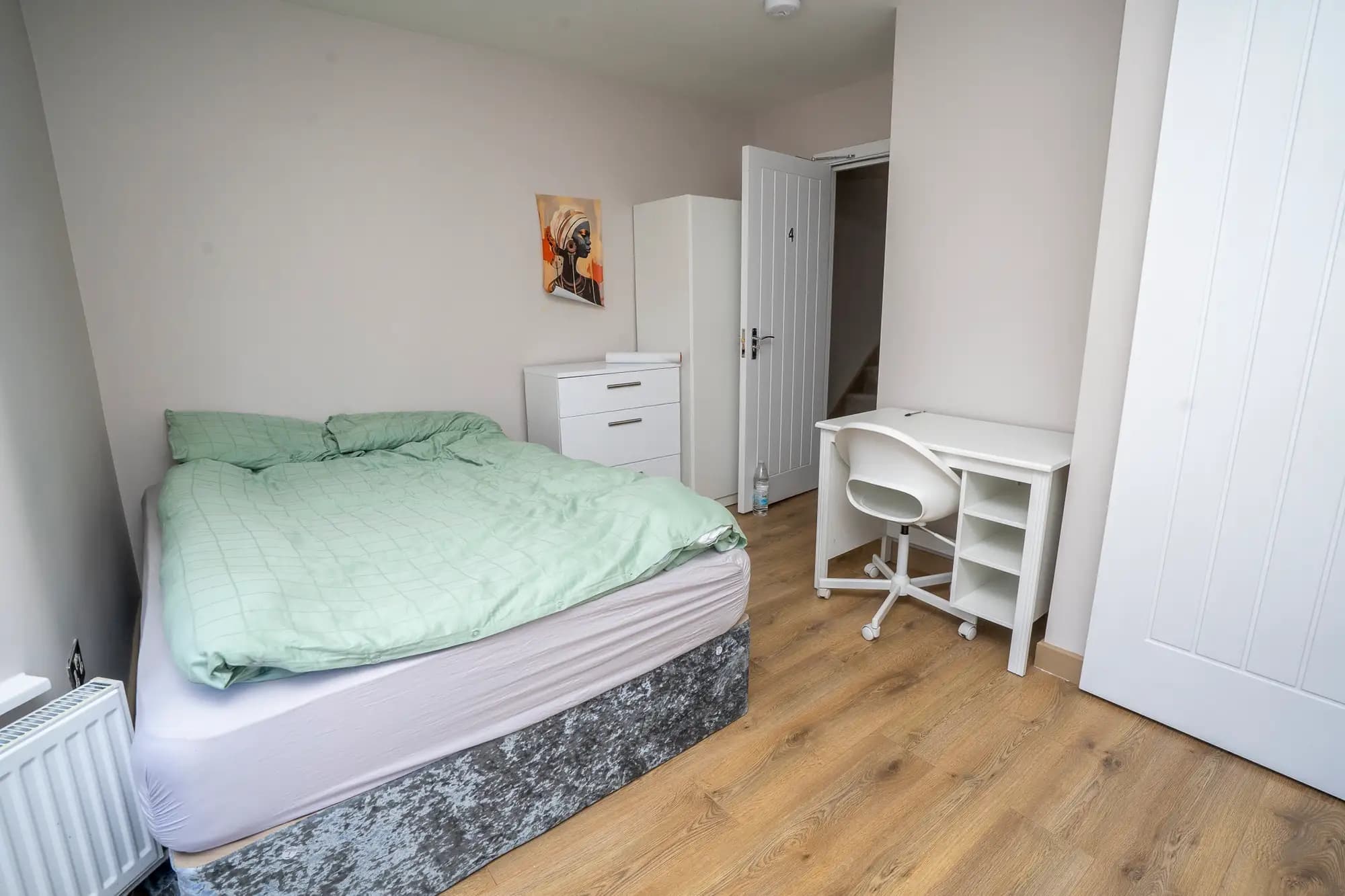 property photo 21 of 45