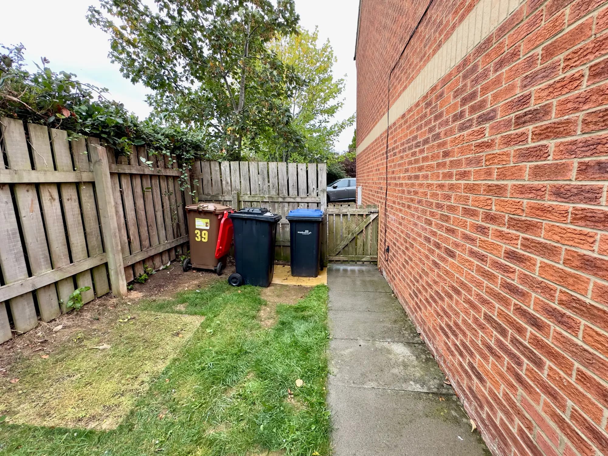 property photo 22 of 25