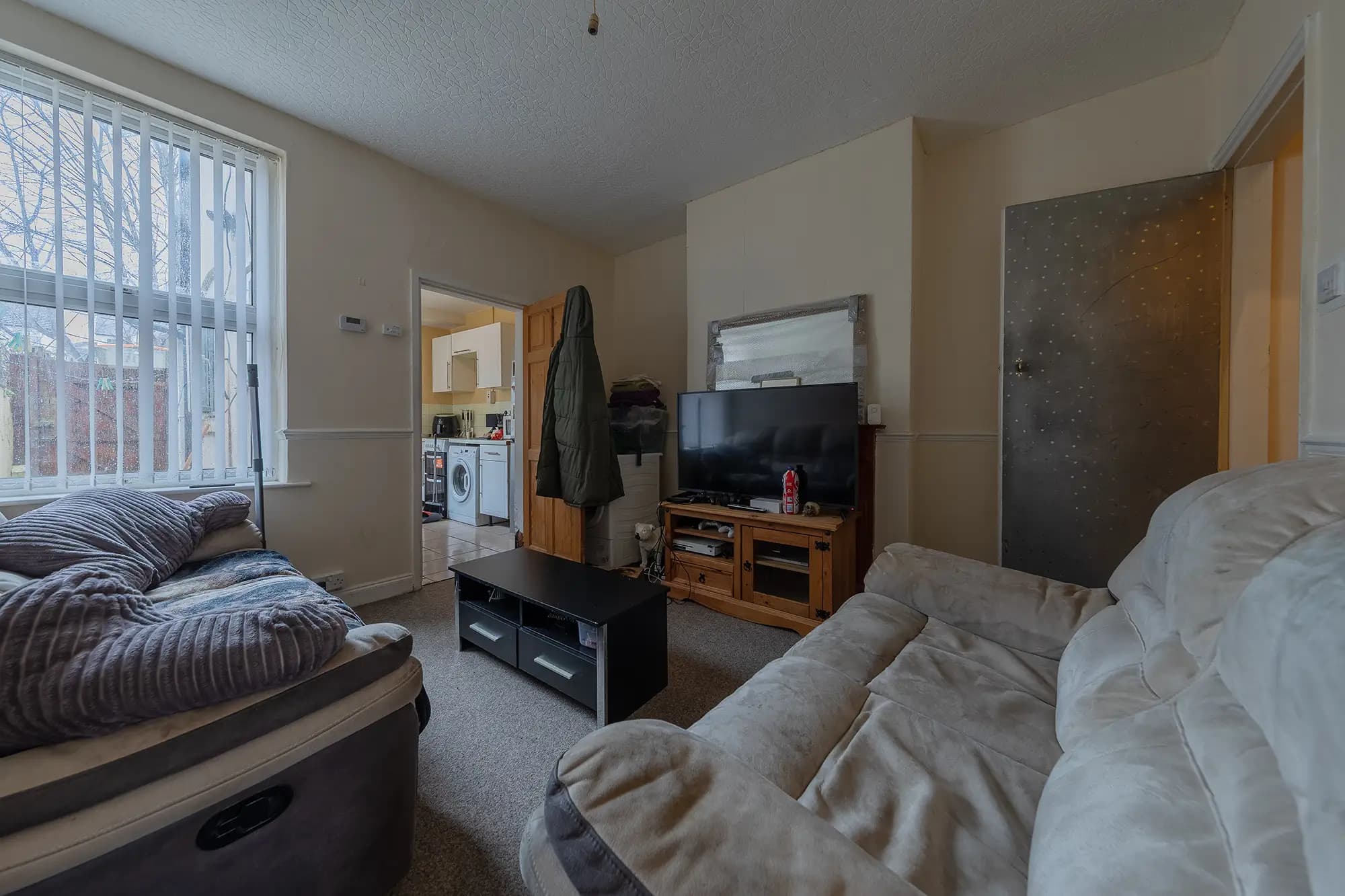 property photo 4 of 20