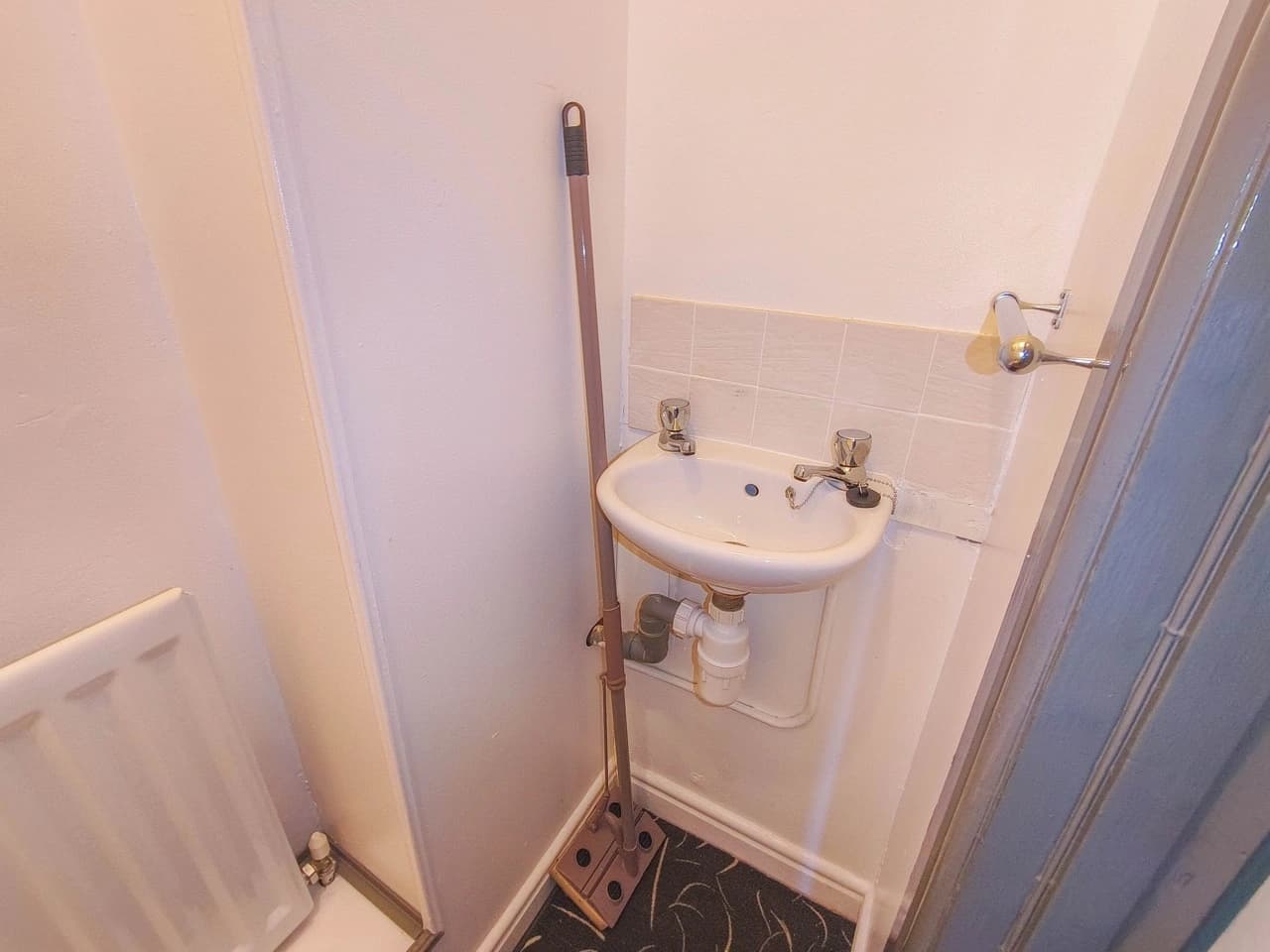 property photo 10 of 22