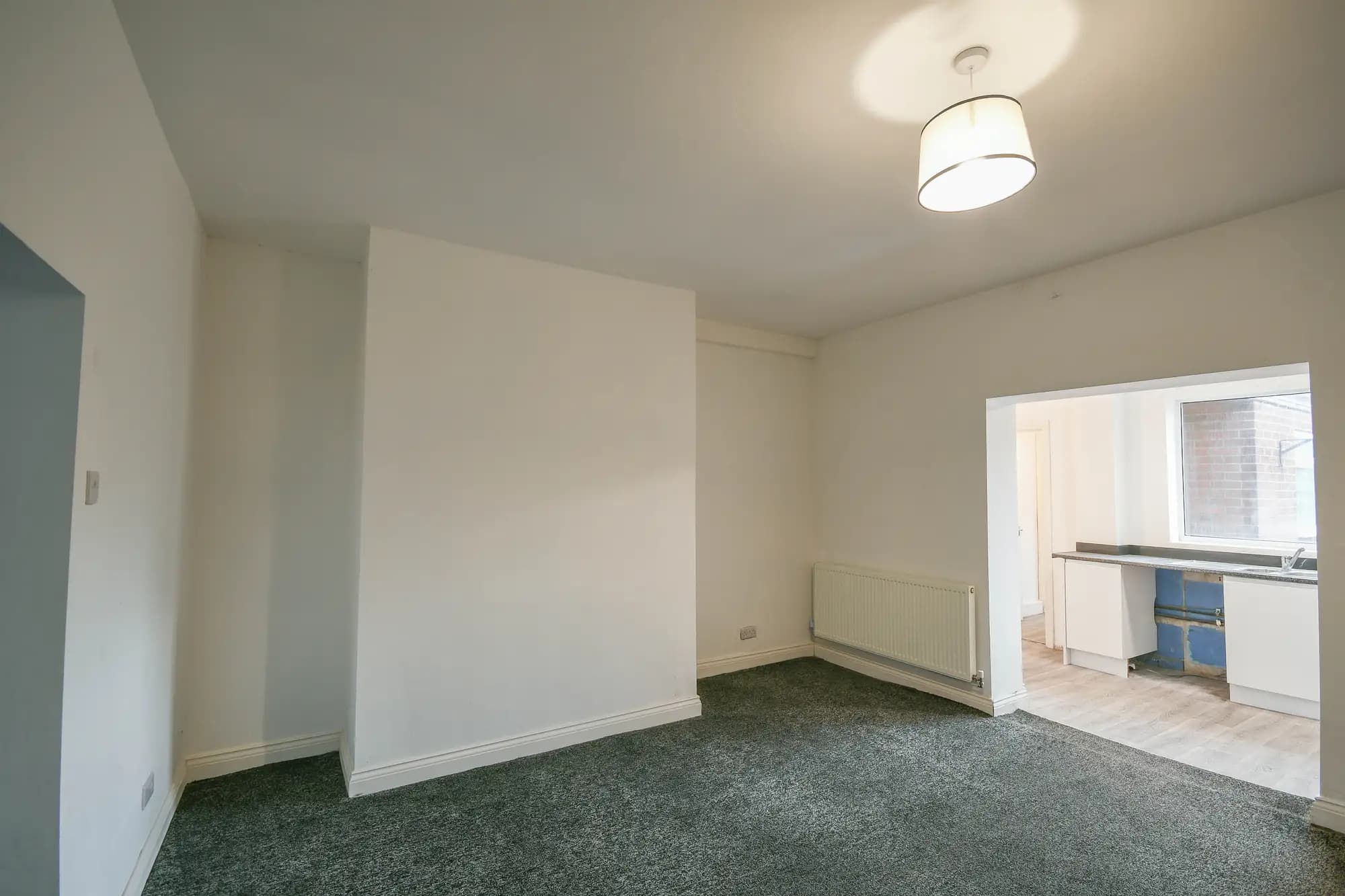 property photo 4 of 18