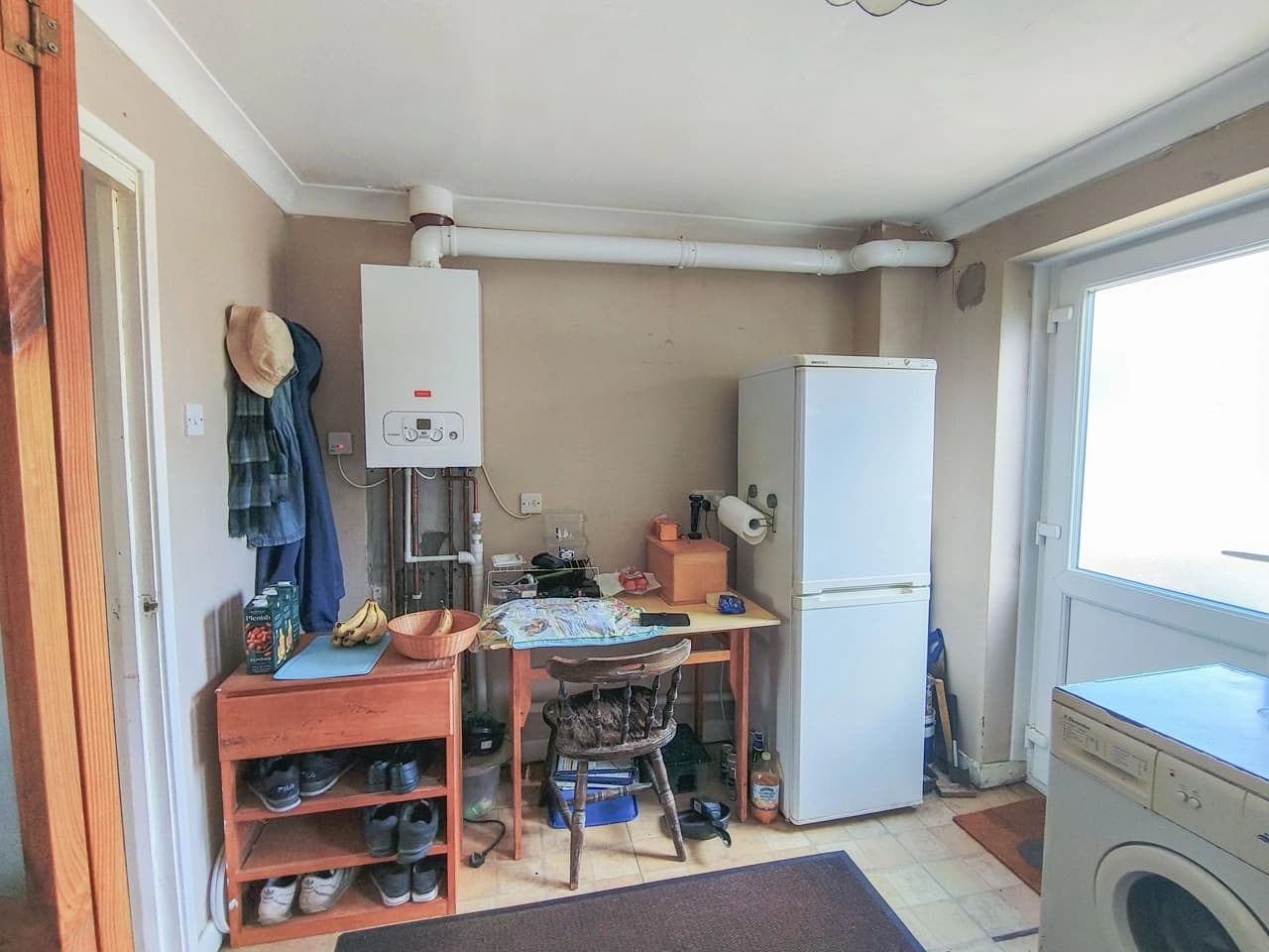 property photo 5 of 16