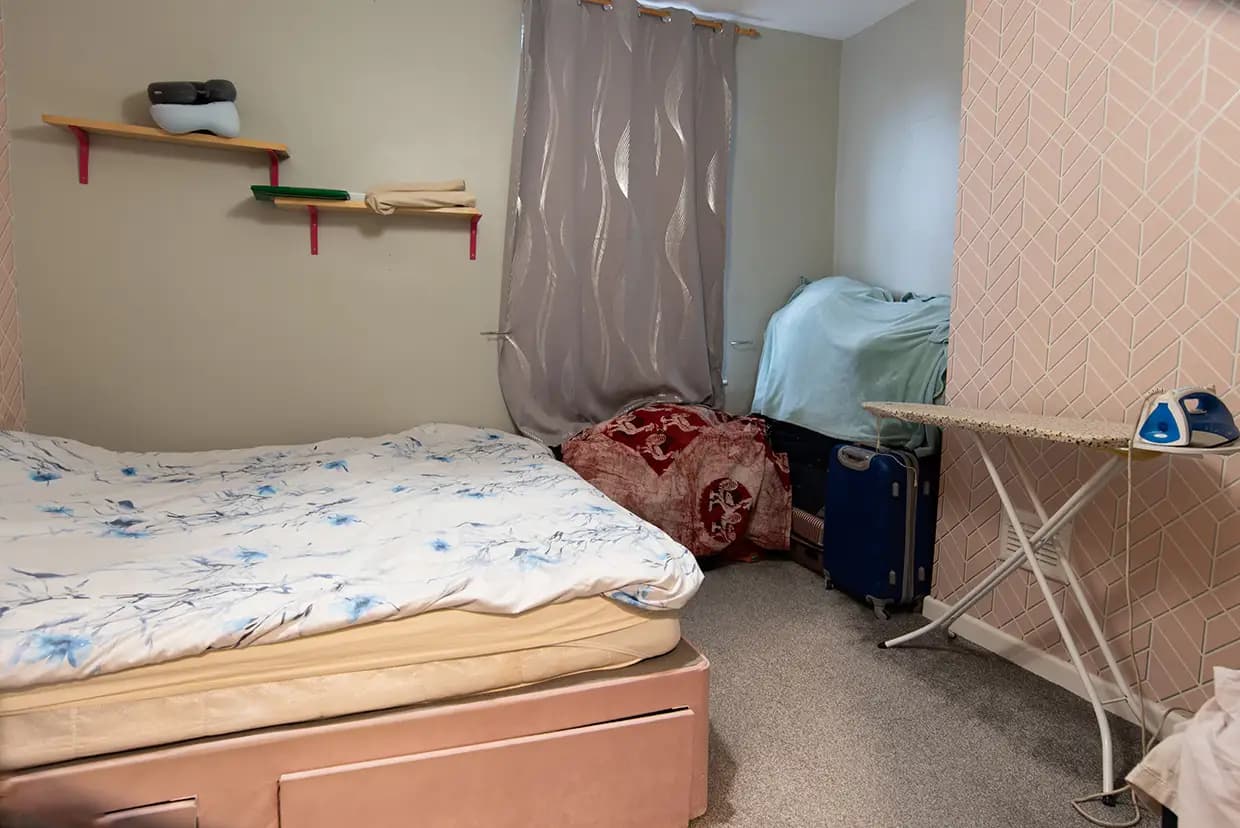 property photo 11 of 25