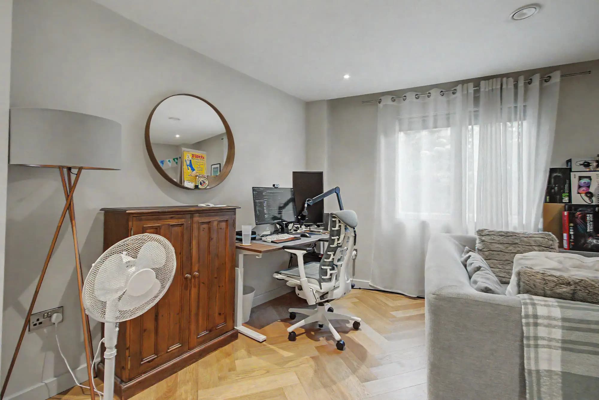 property photo 2 of 31