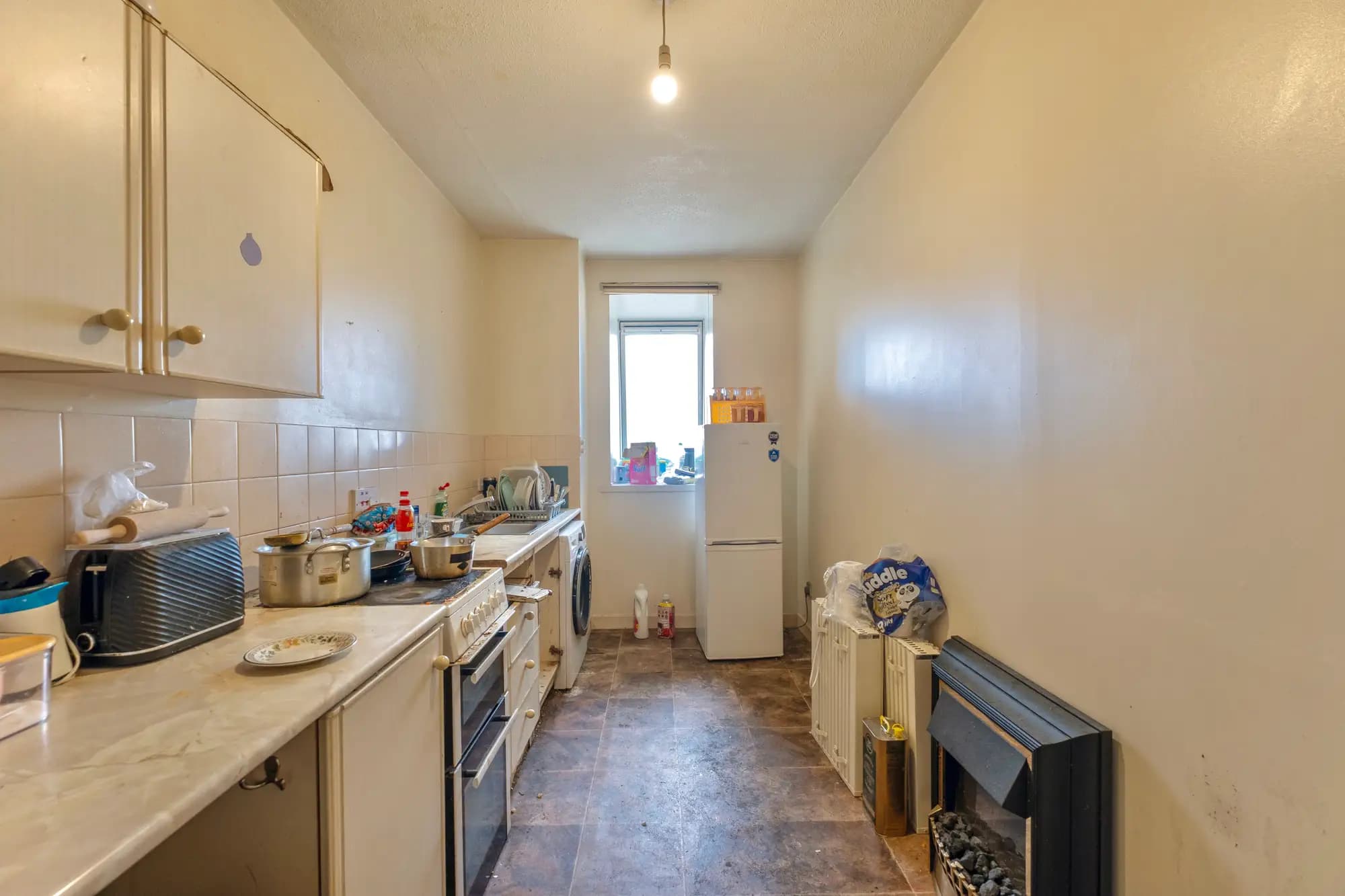 property photo 6 of 20